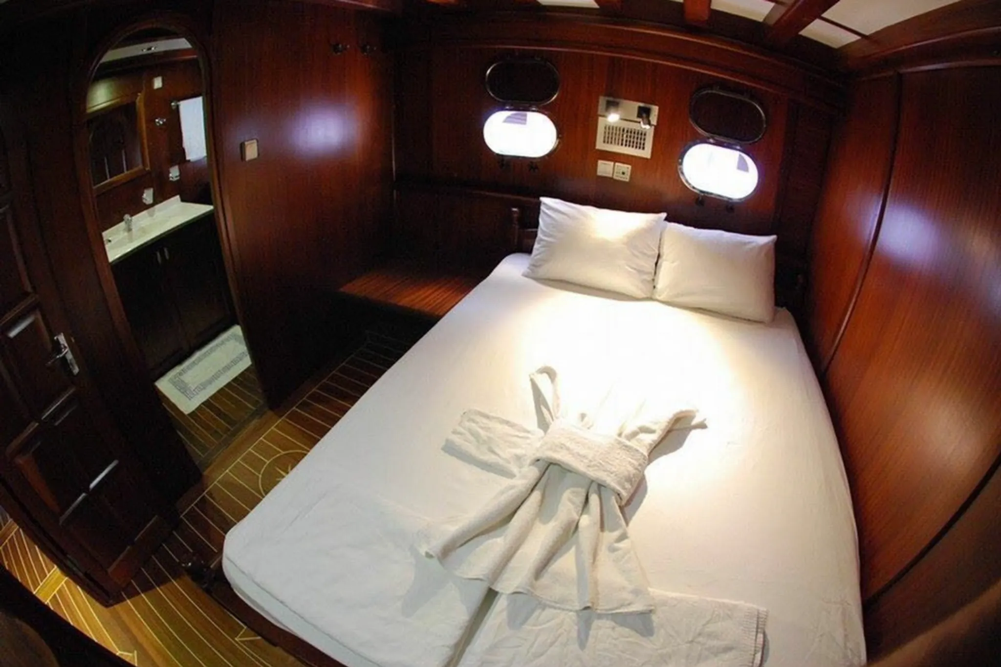 Sahinoglu 1 cabin 2
