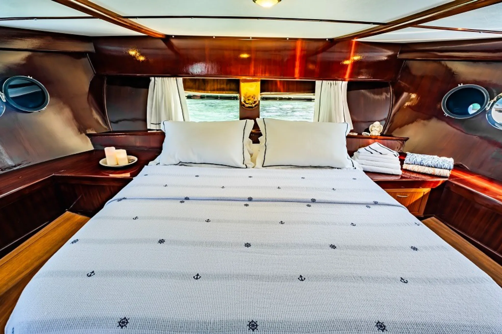 Golden Joy cabin 3