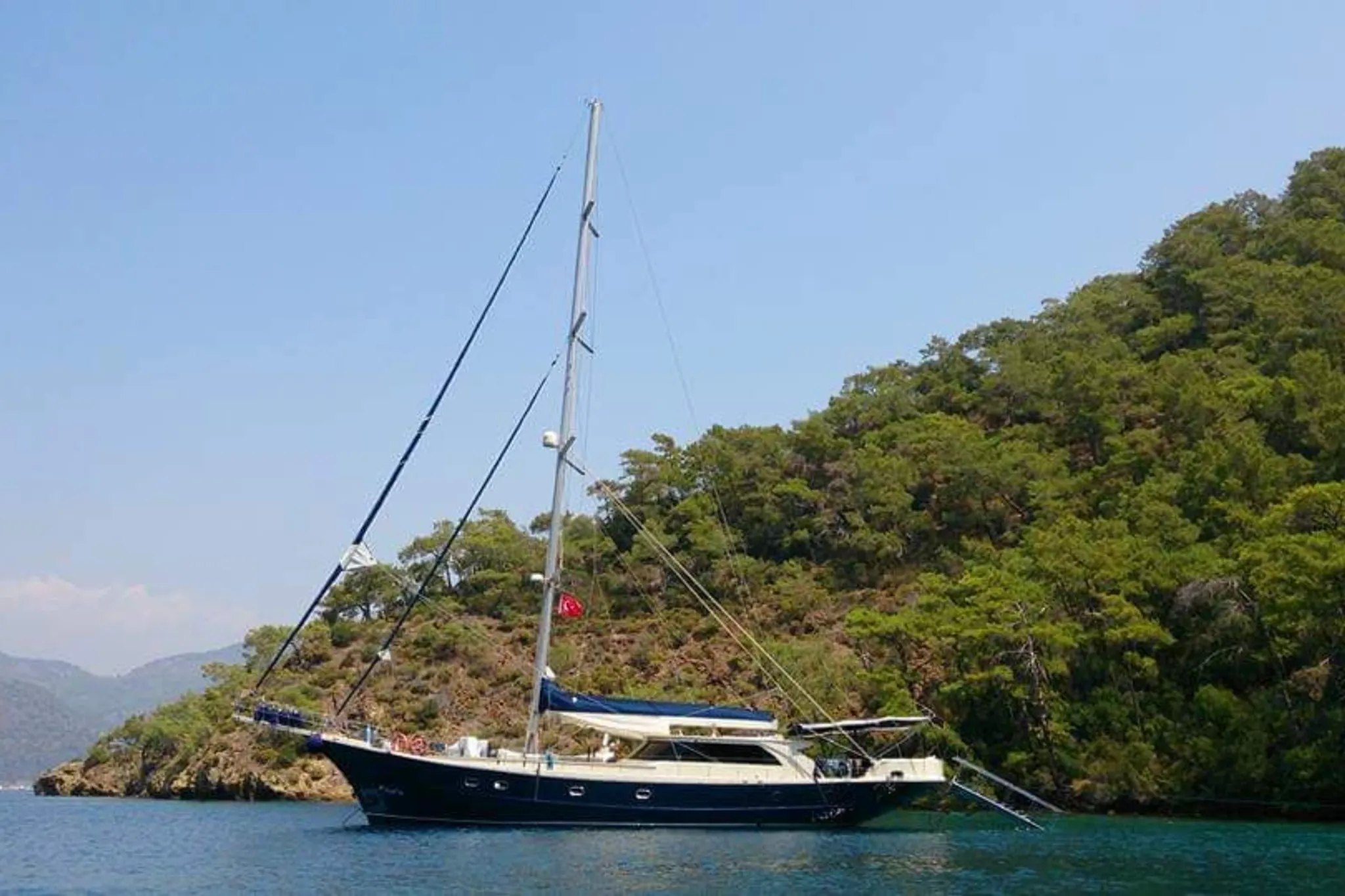 ALMERIA yacht