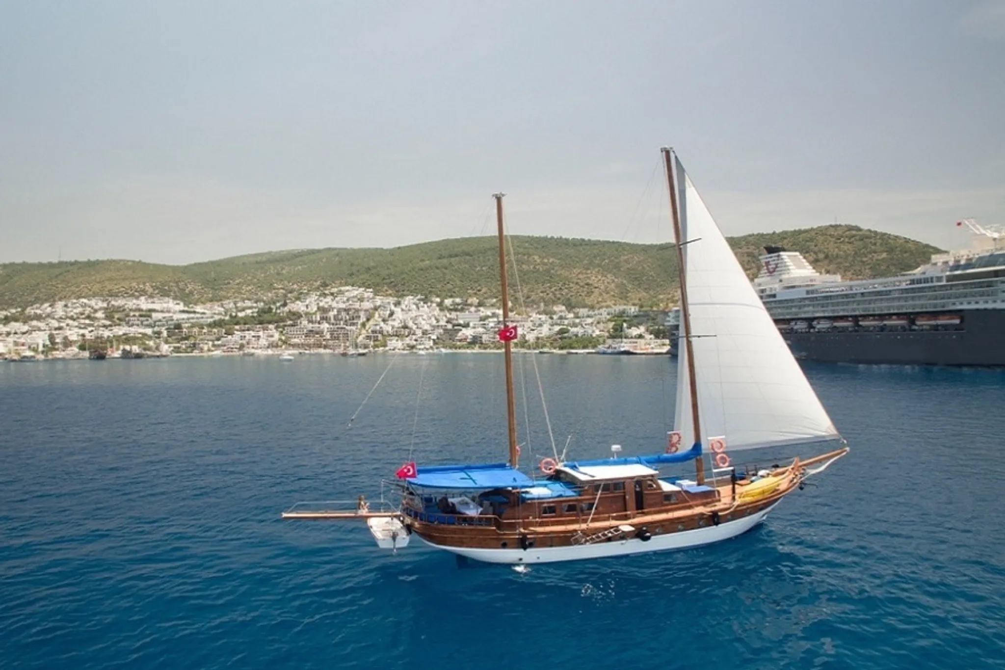 Yacht Karyali