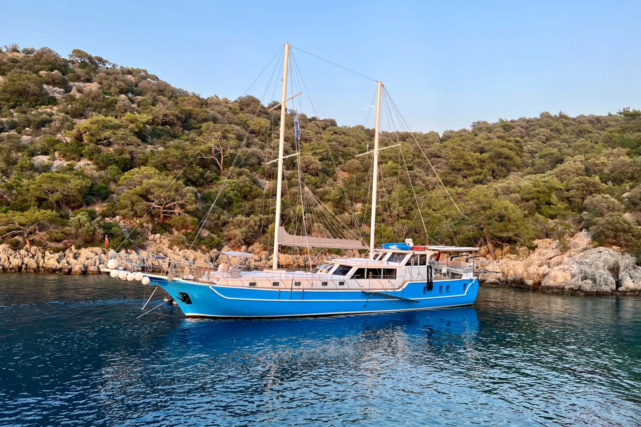 Yacht Simi