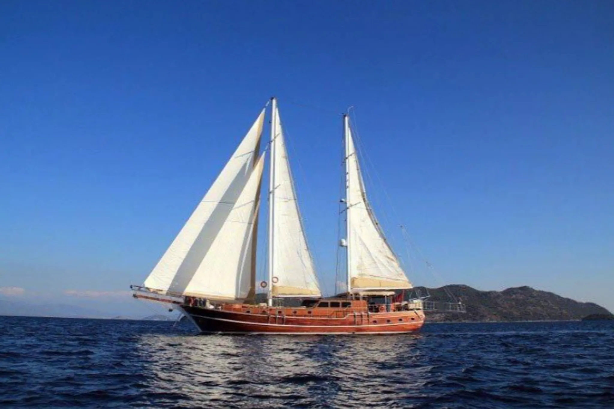 BILIZ yacht