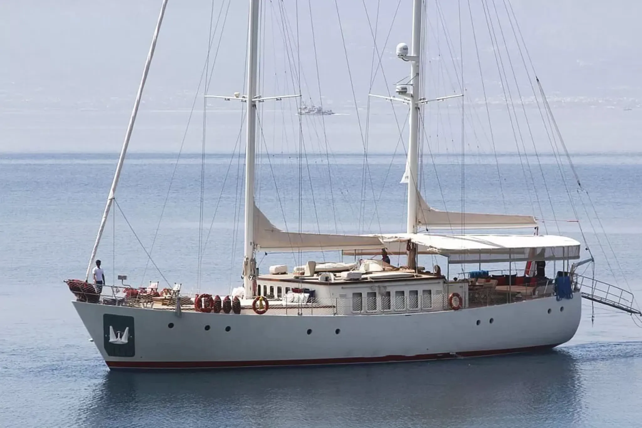 Deniz 61 yacht