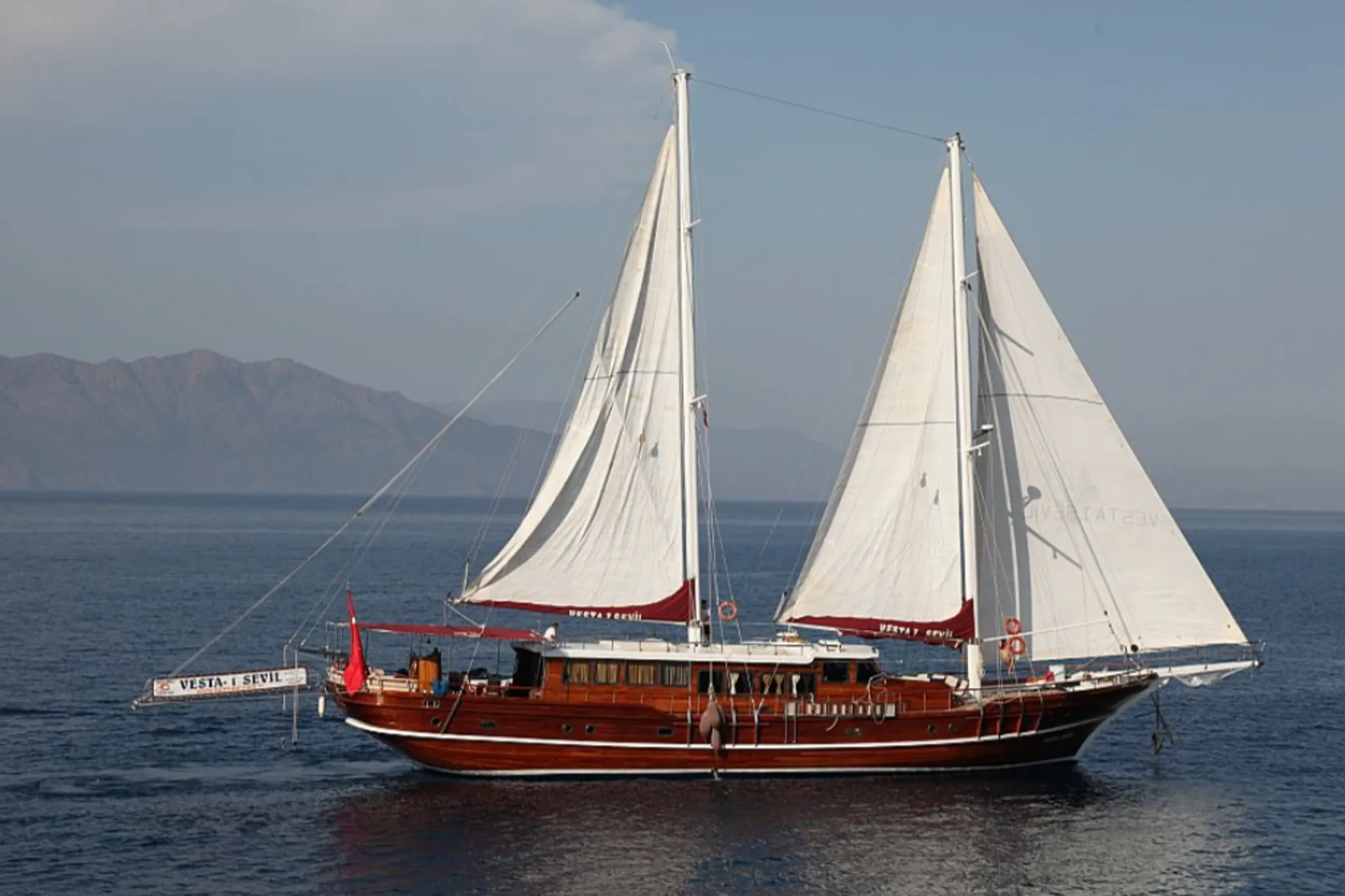 Vesta 1 Sevil yacht