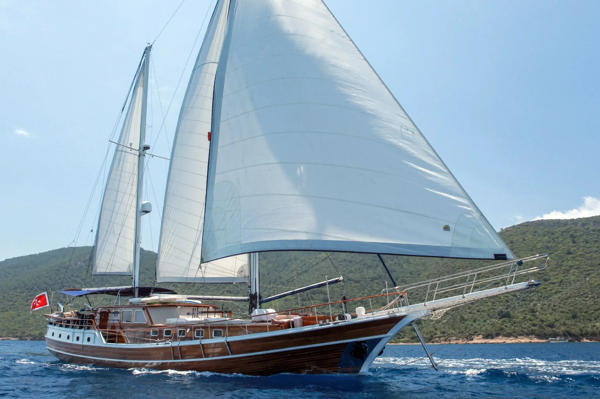 Dulcinea yacht