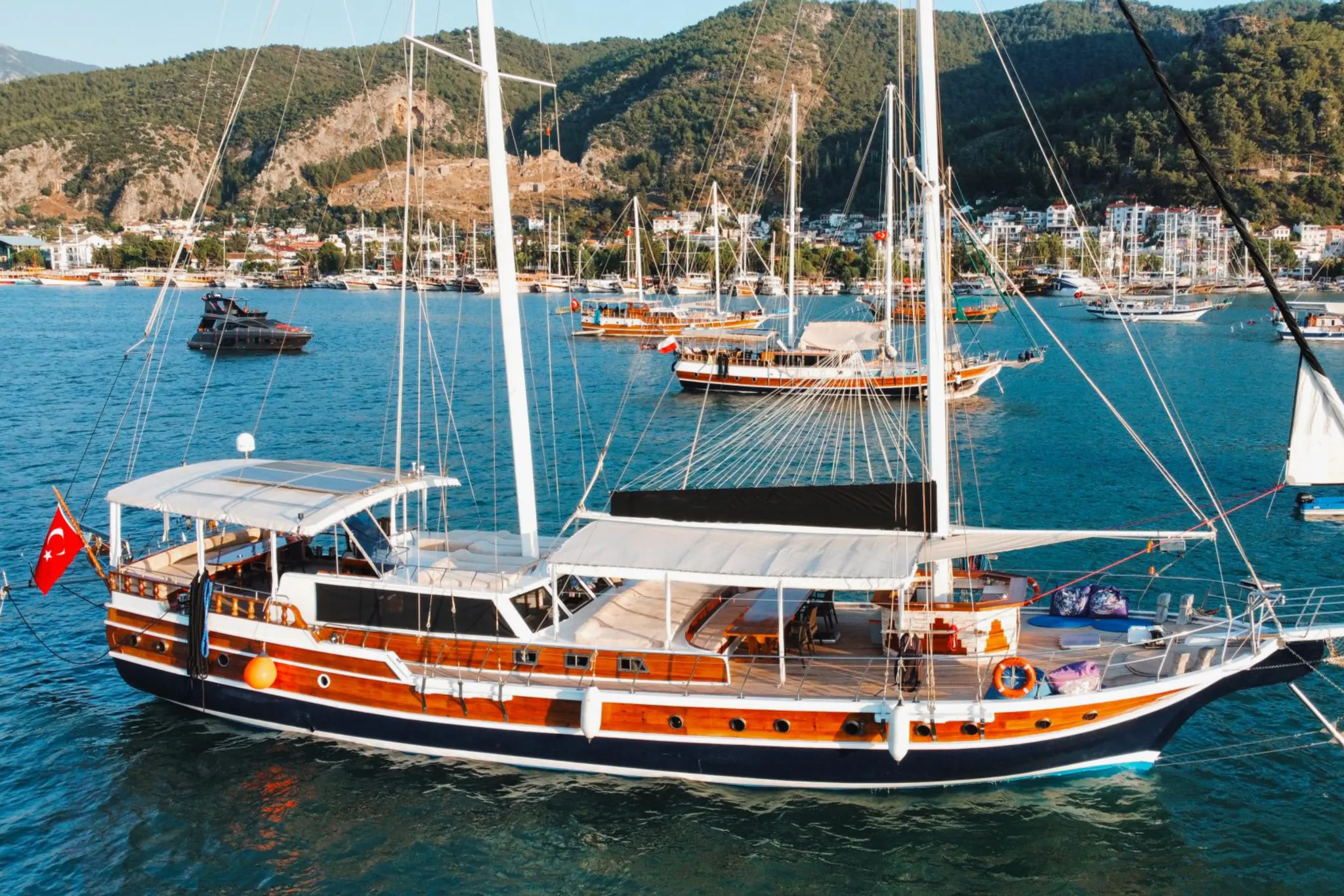 Yacht Prenses Ela