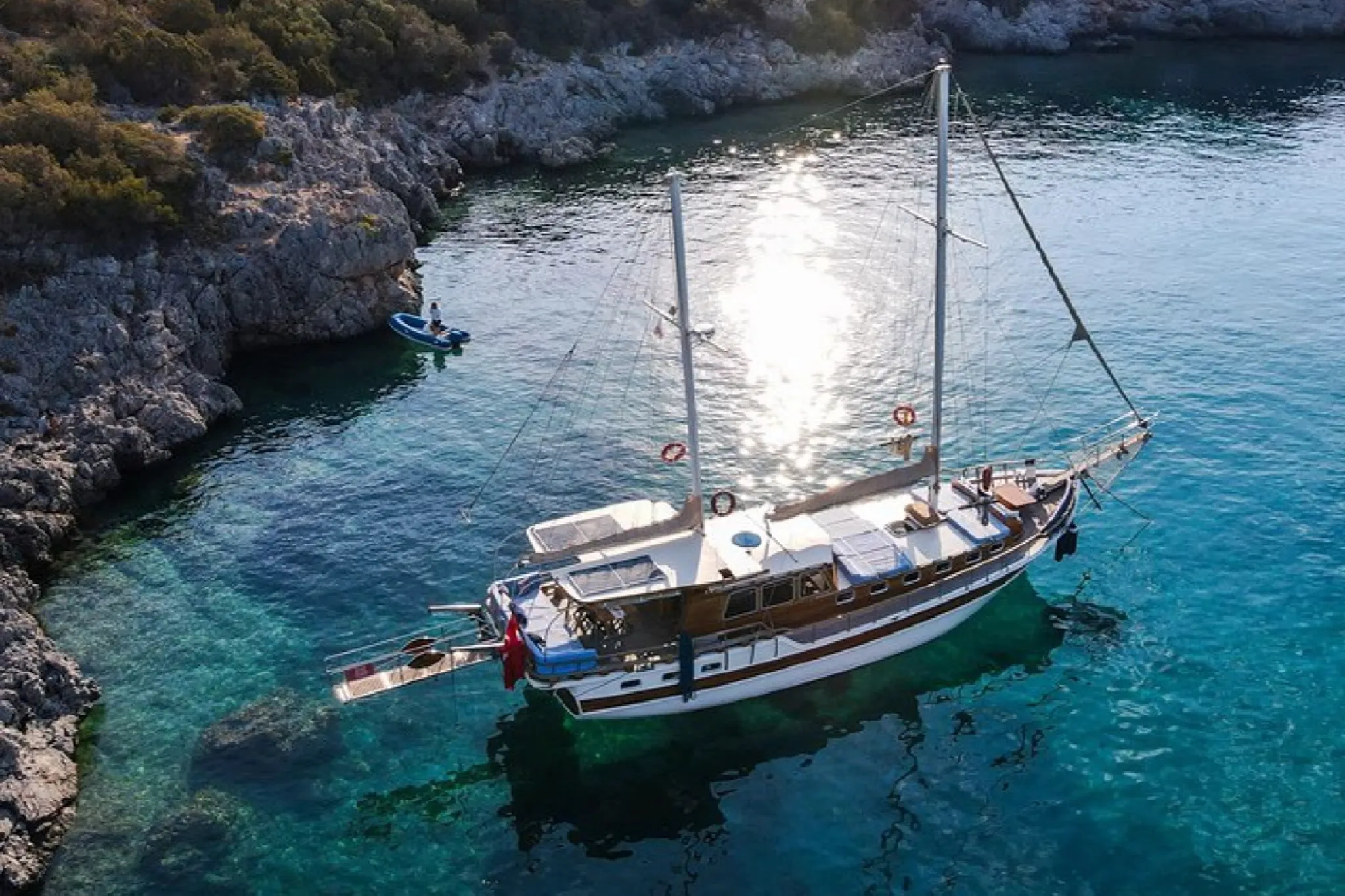 Blue Romance yacht