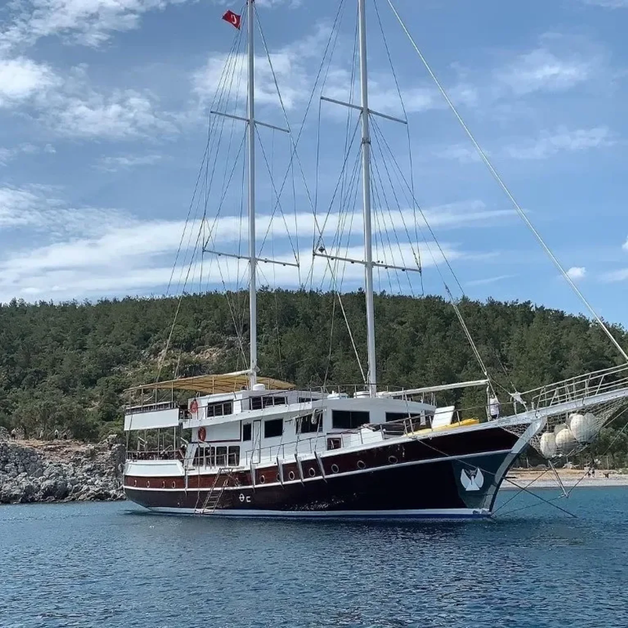 Yacht SWORDFISH 3