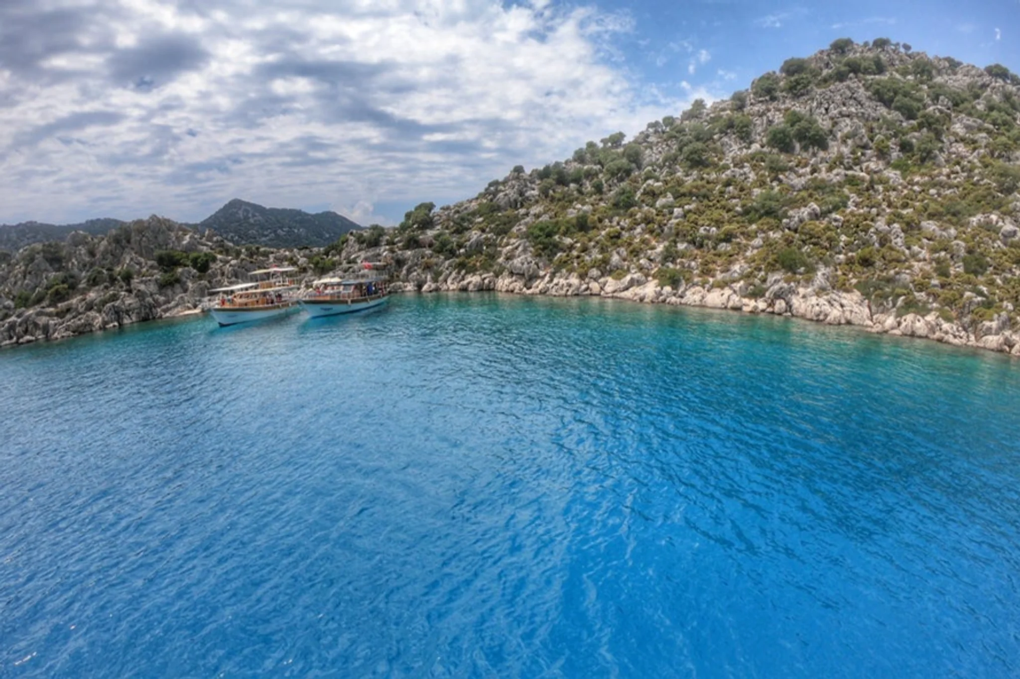 Esmeralda Bay