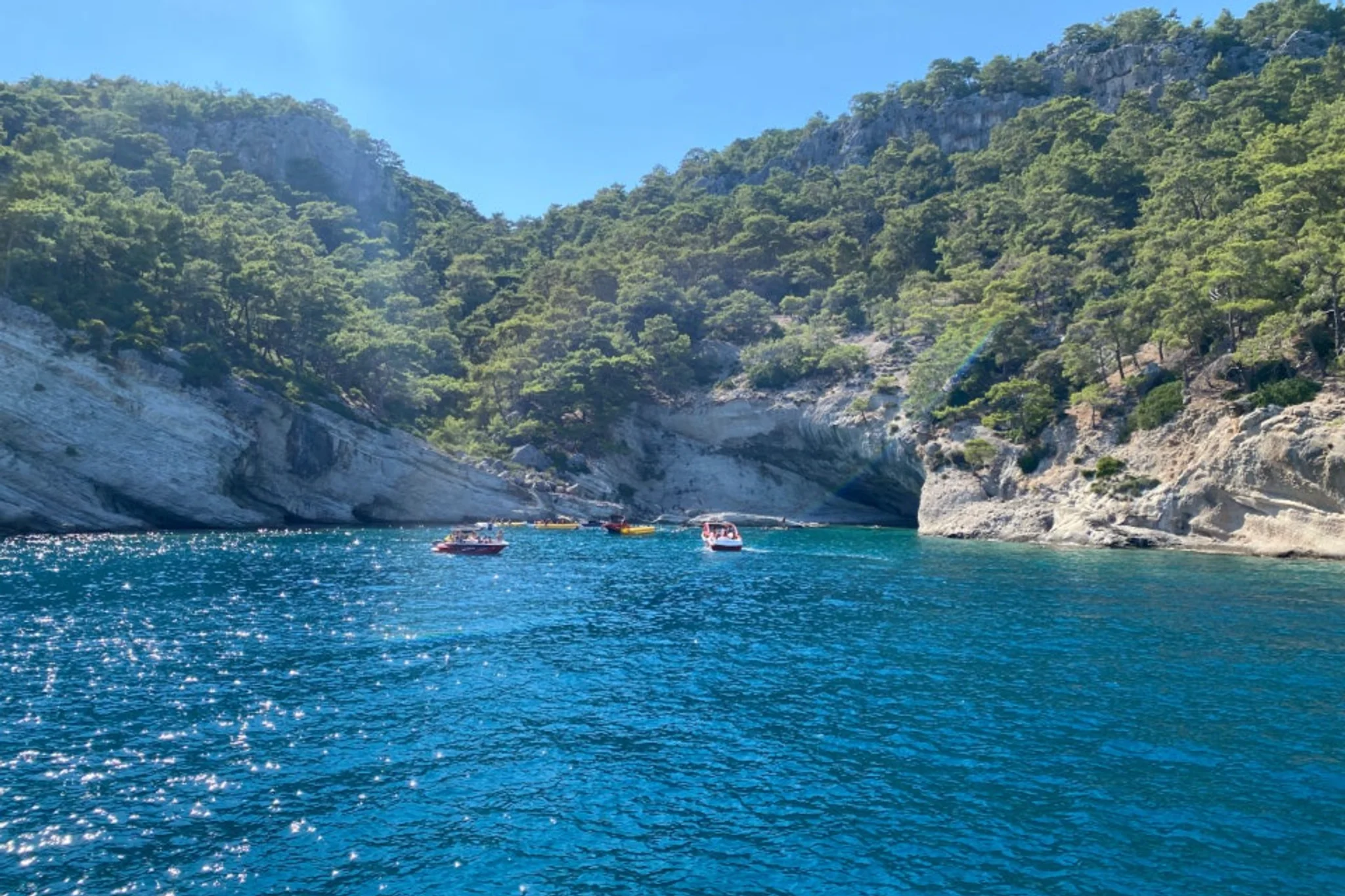 Kiris Bay