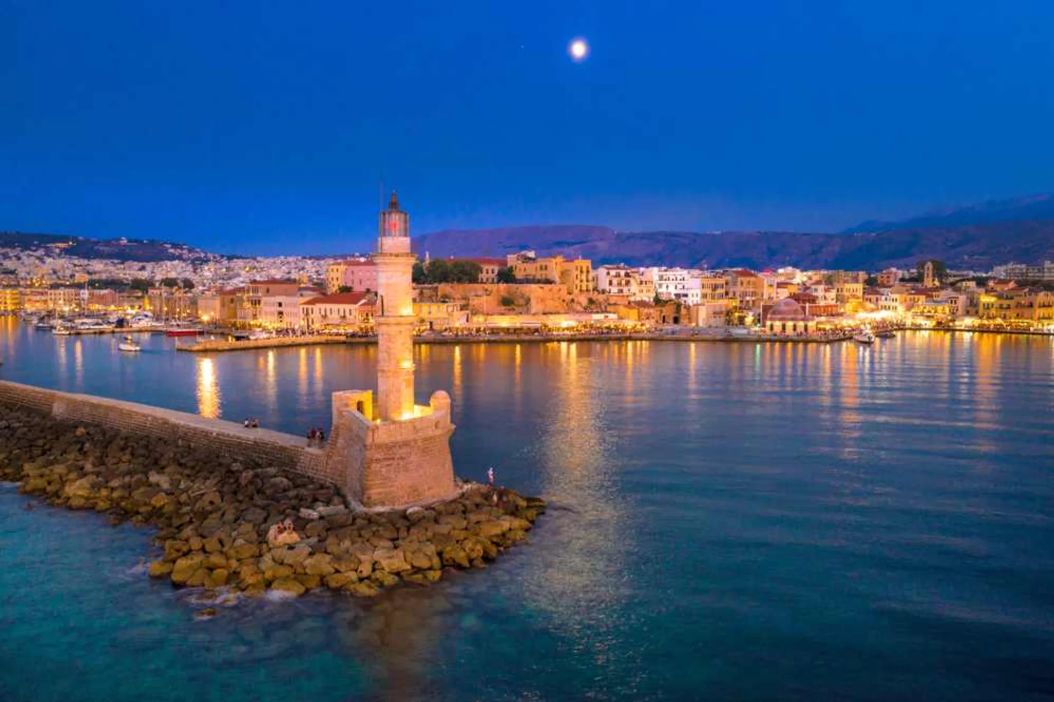 Nightlife in Crete