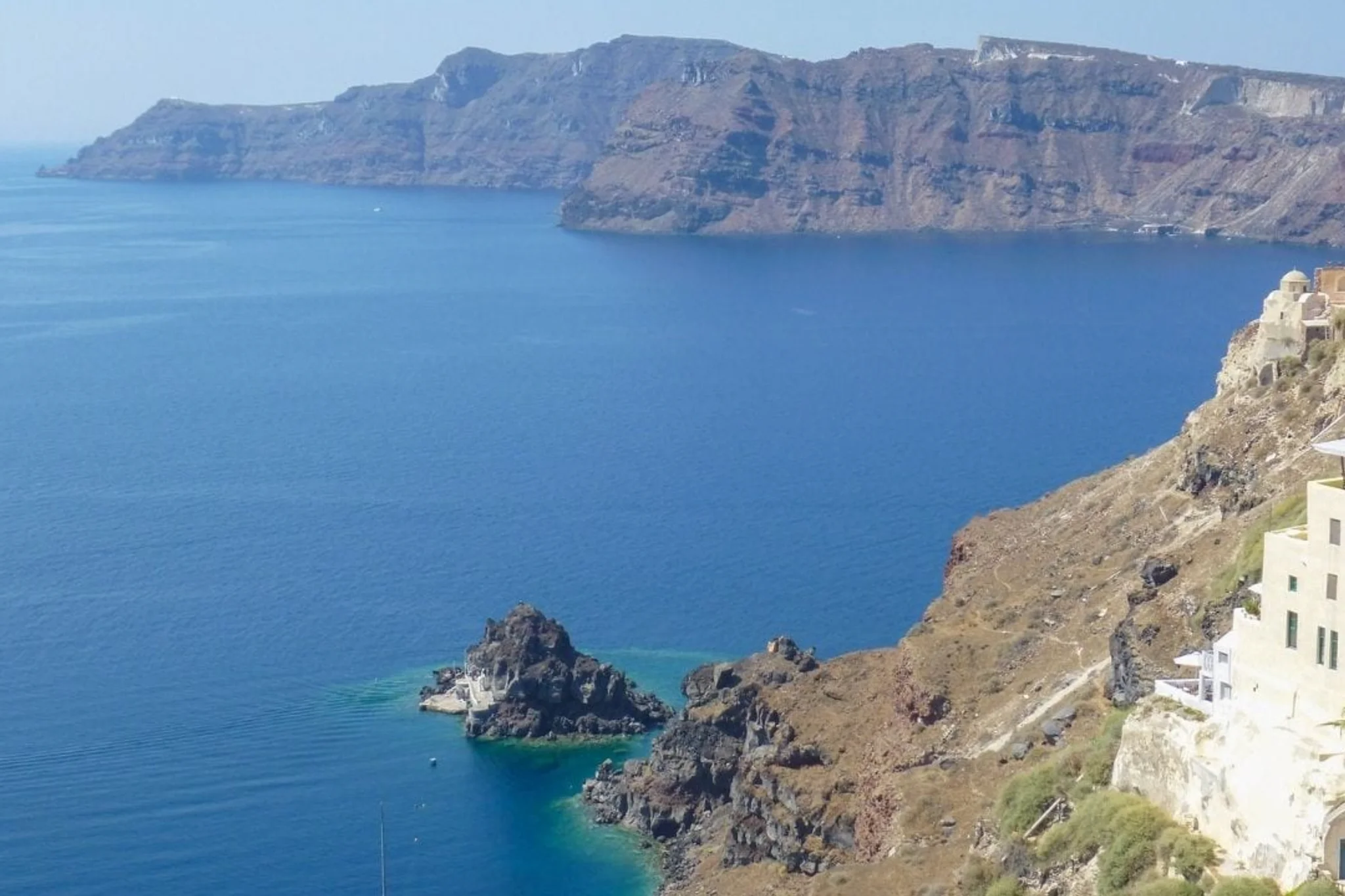 Thirasia Island