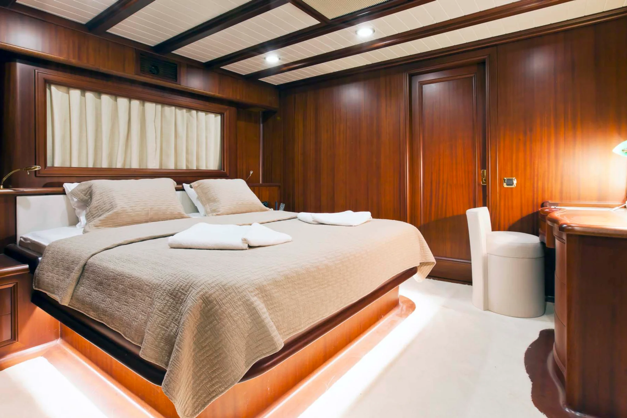 ARIA 1 — photo 1