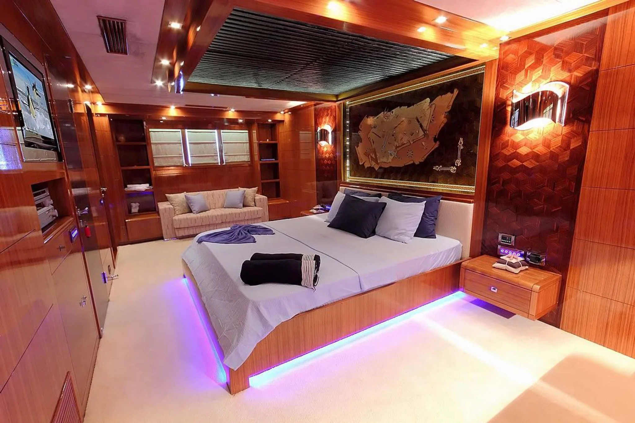 Silver K — photo 1