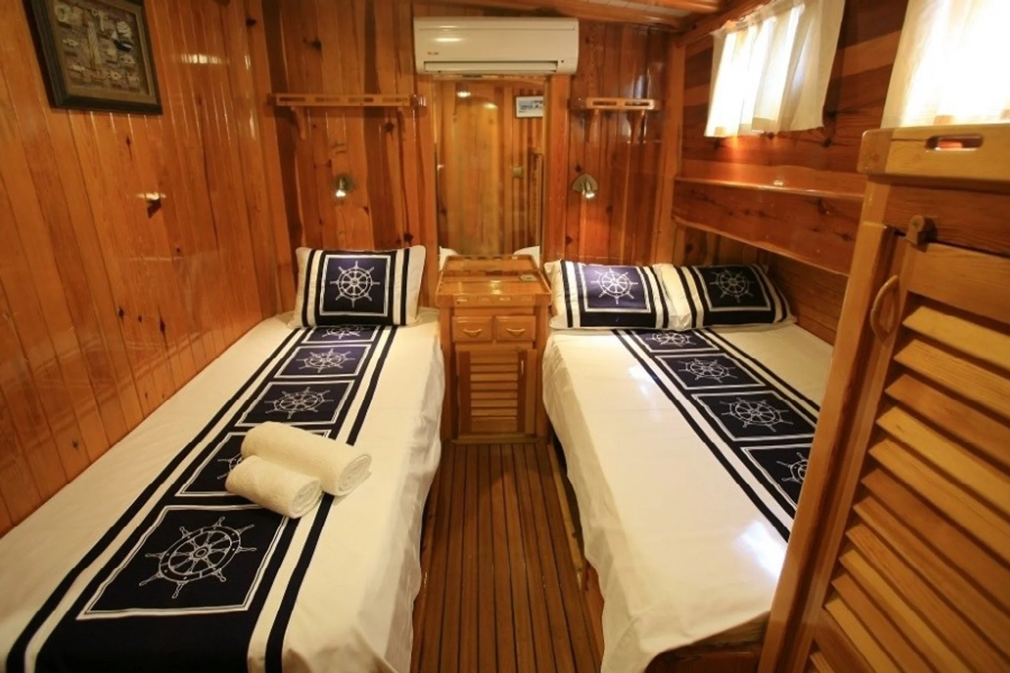 Cabine 1 de Kaya Guneri 2