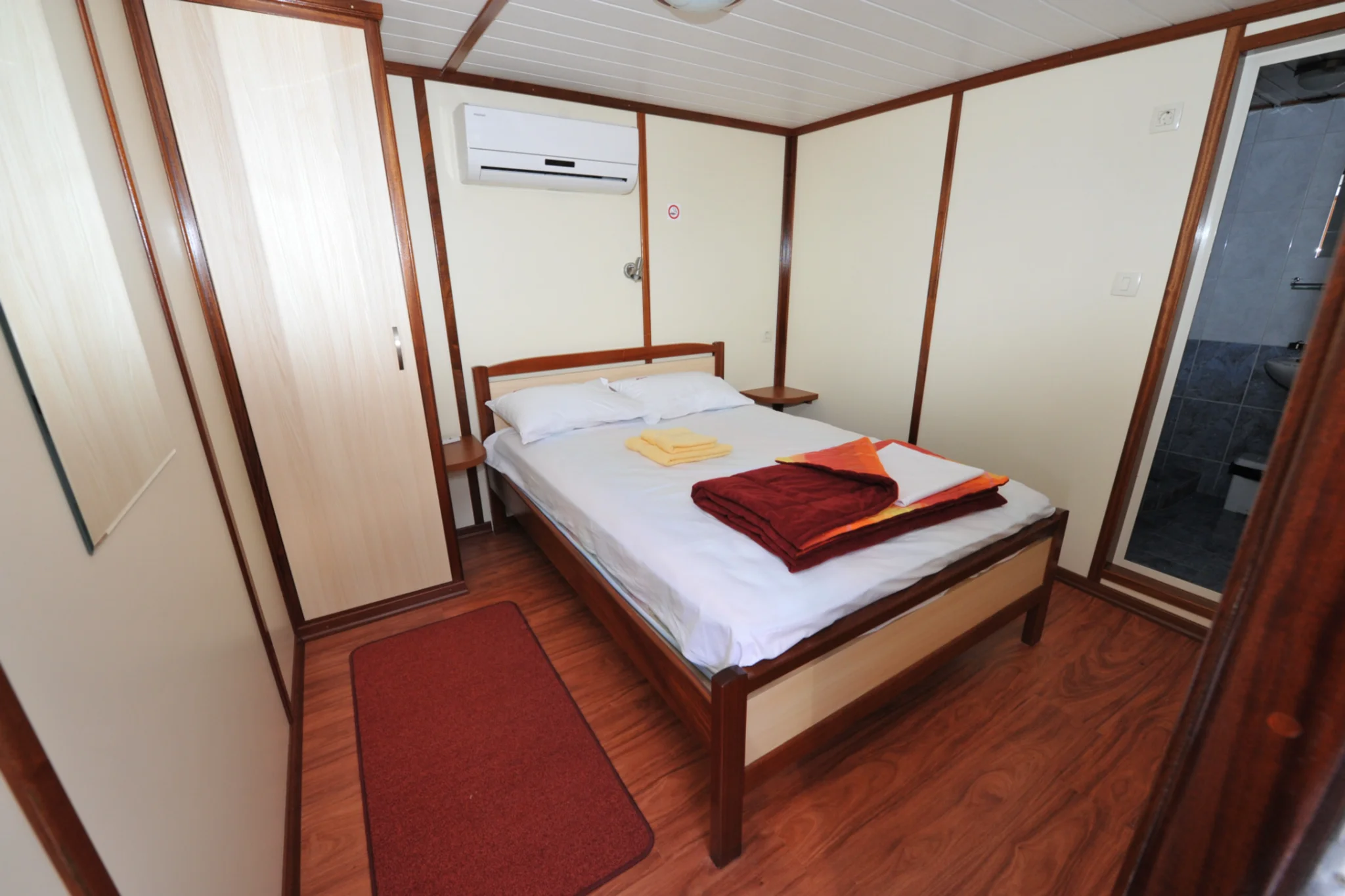 Dionis cabin 1