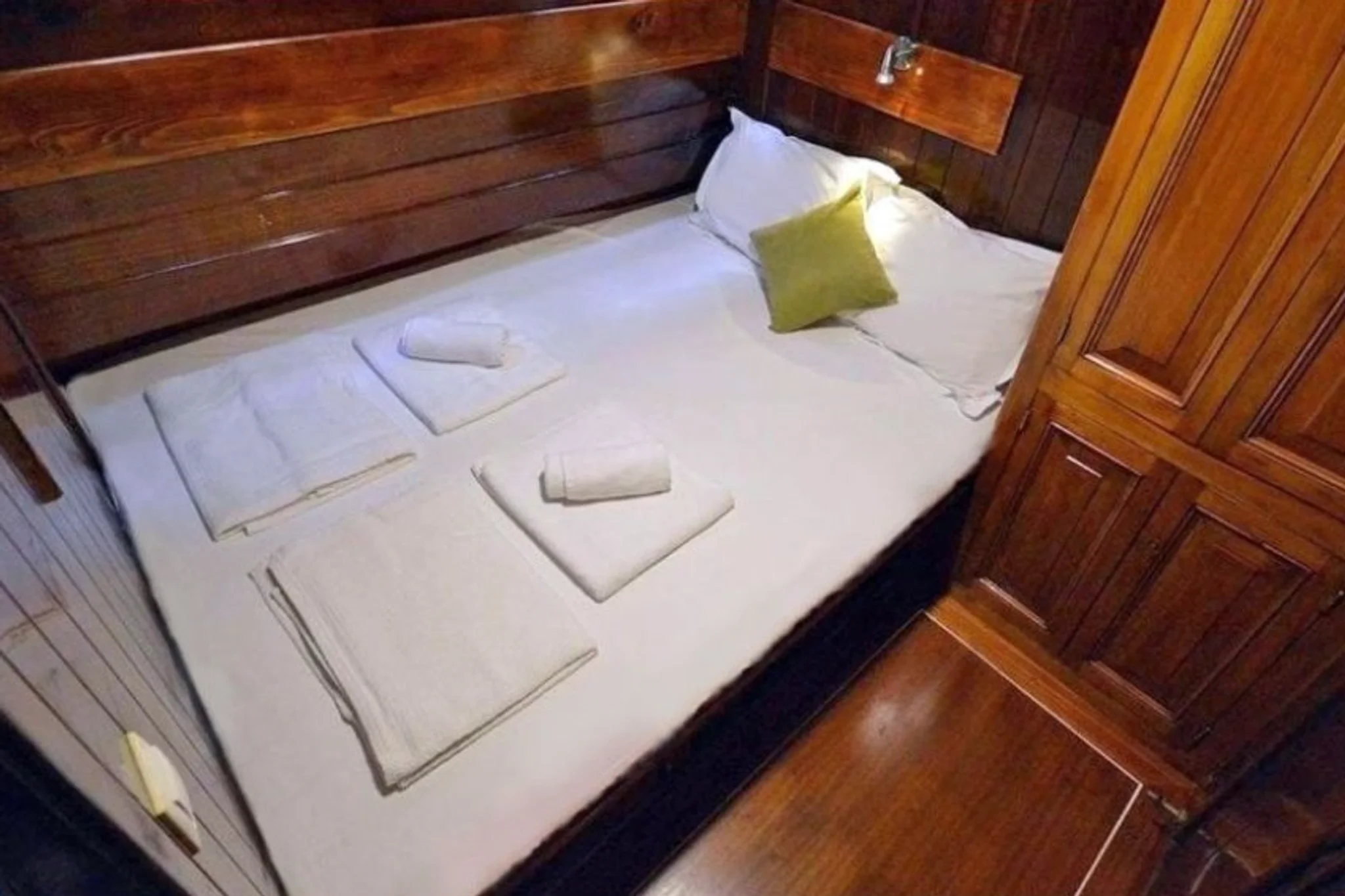 STELLA QUEEN cabin 2
