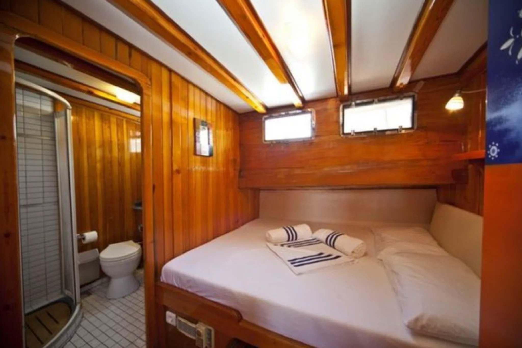 Cabine 1 de MOJO