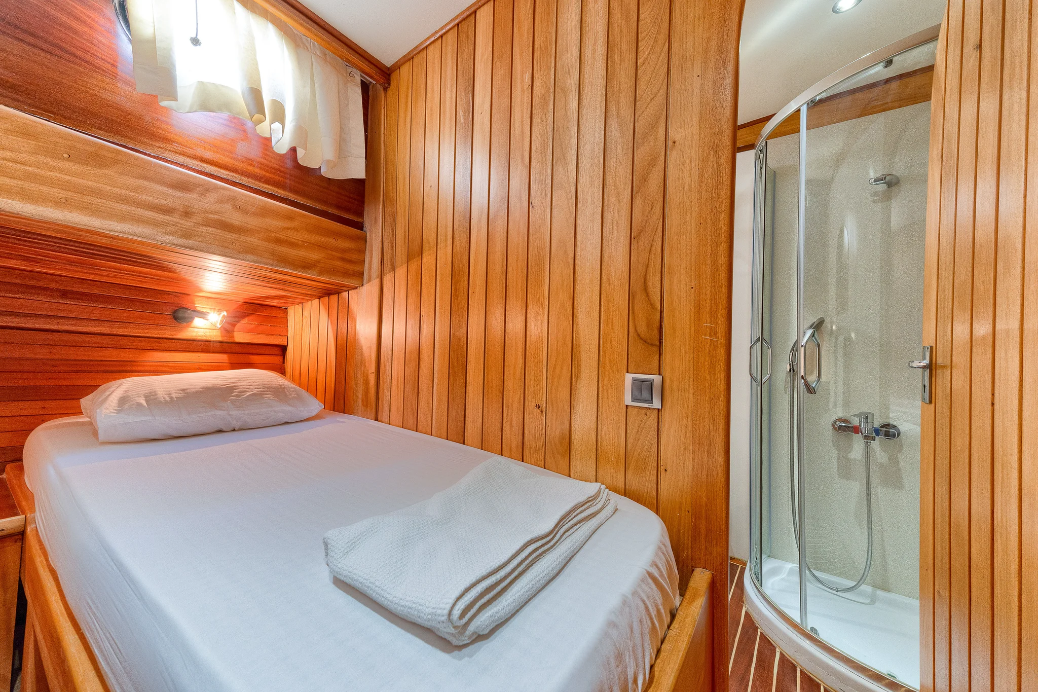 Cabine 1 de Osman Kurt