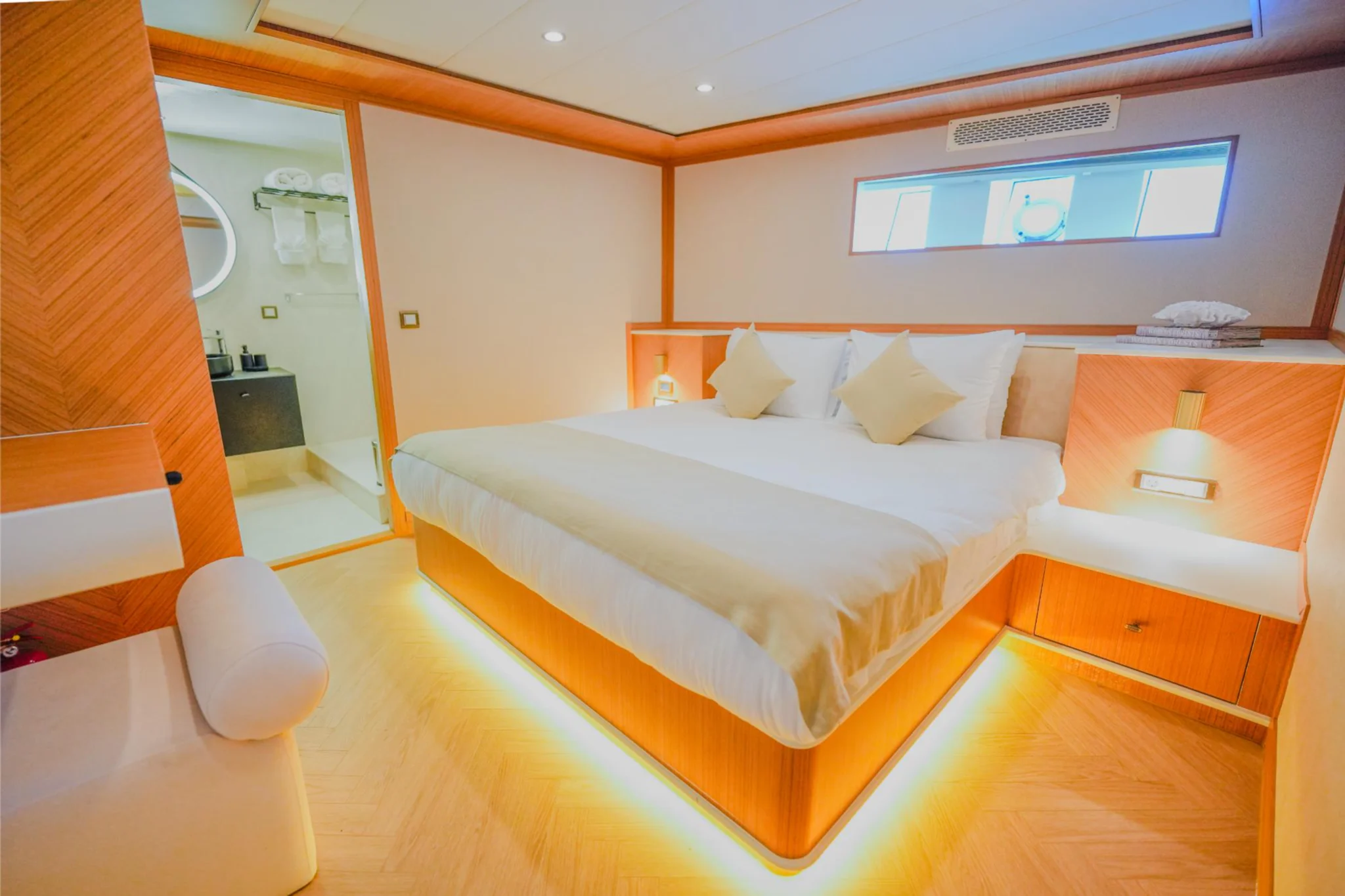 King Of The Sea cabin 1