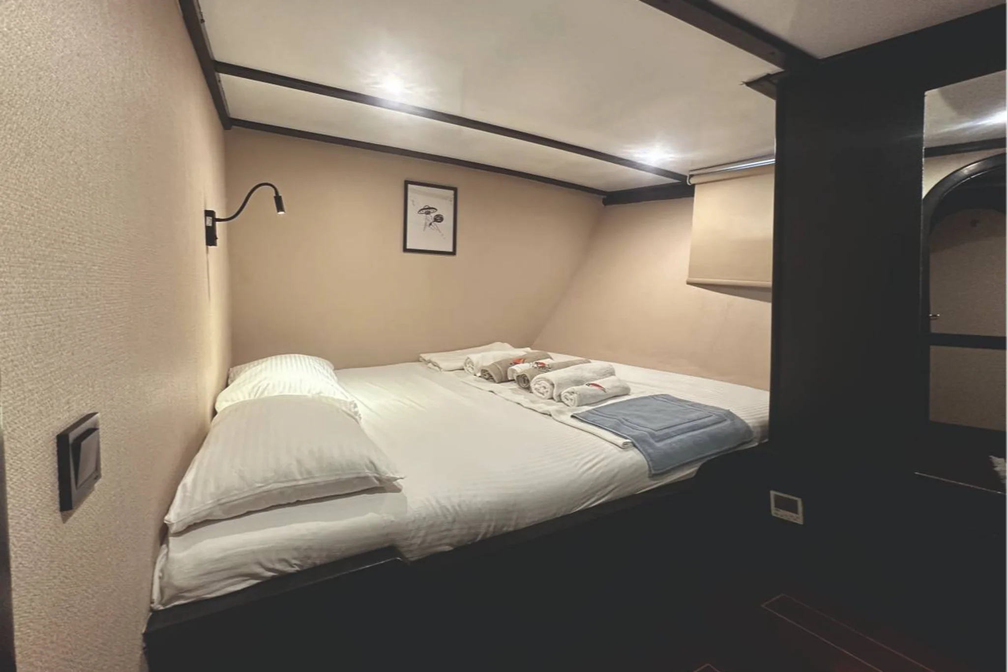 SIMERENYA cabine 1