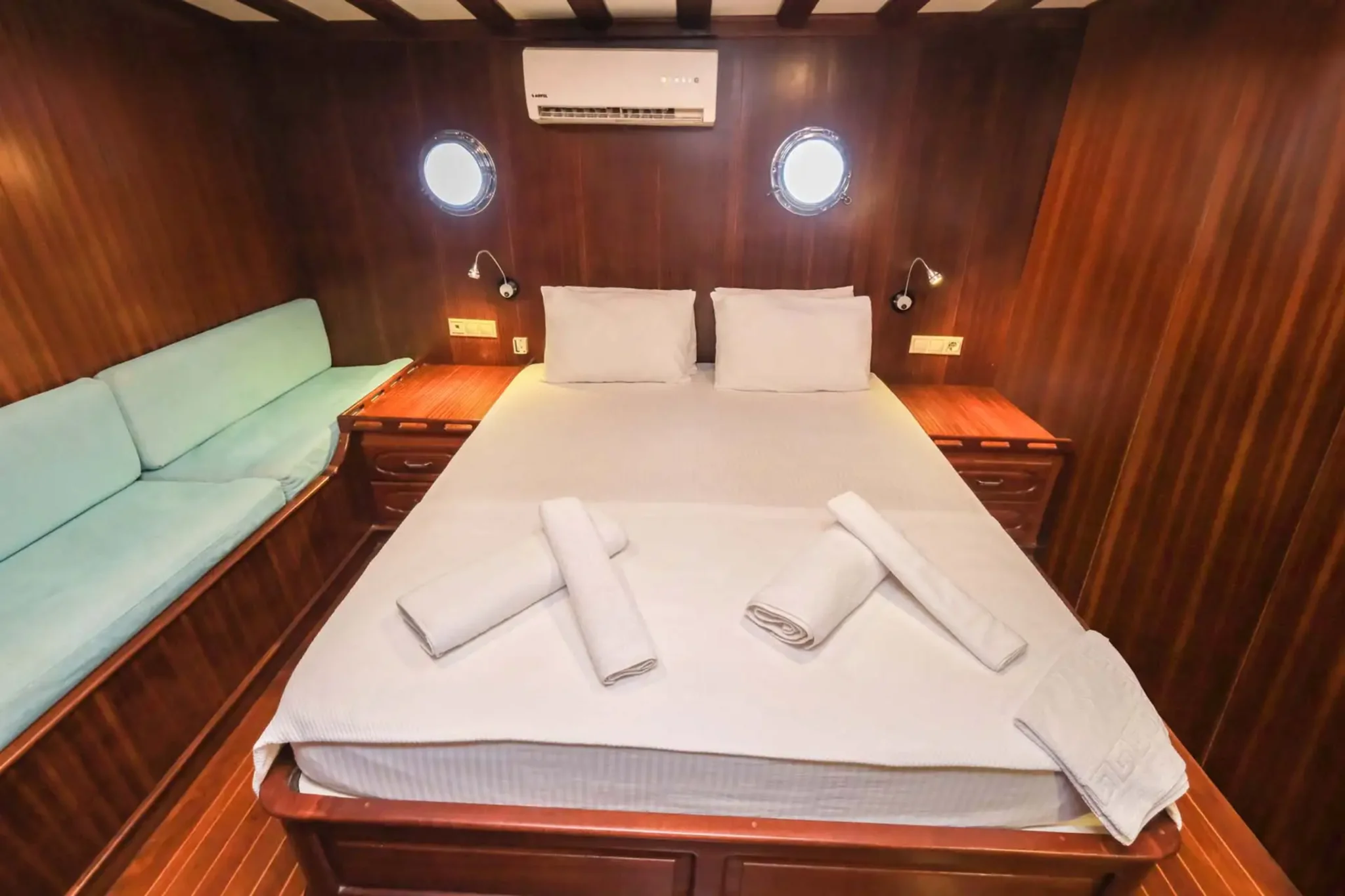 Cabine 3 de BABA VELI 7