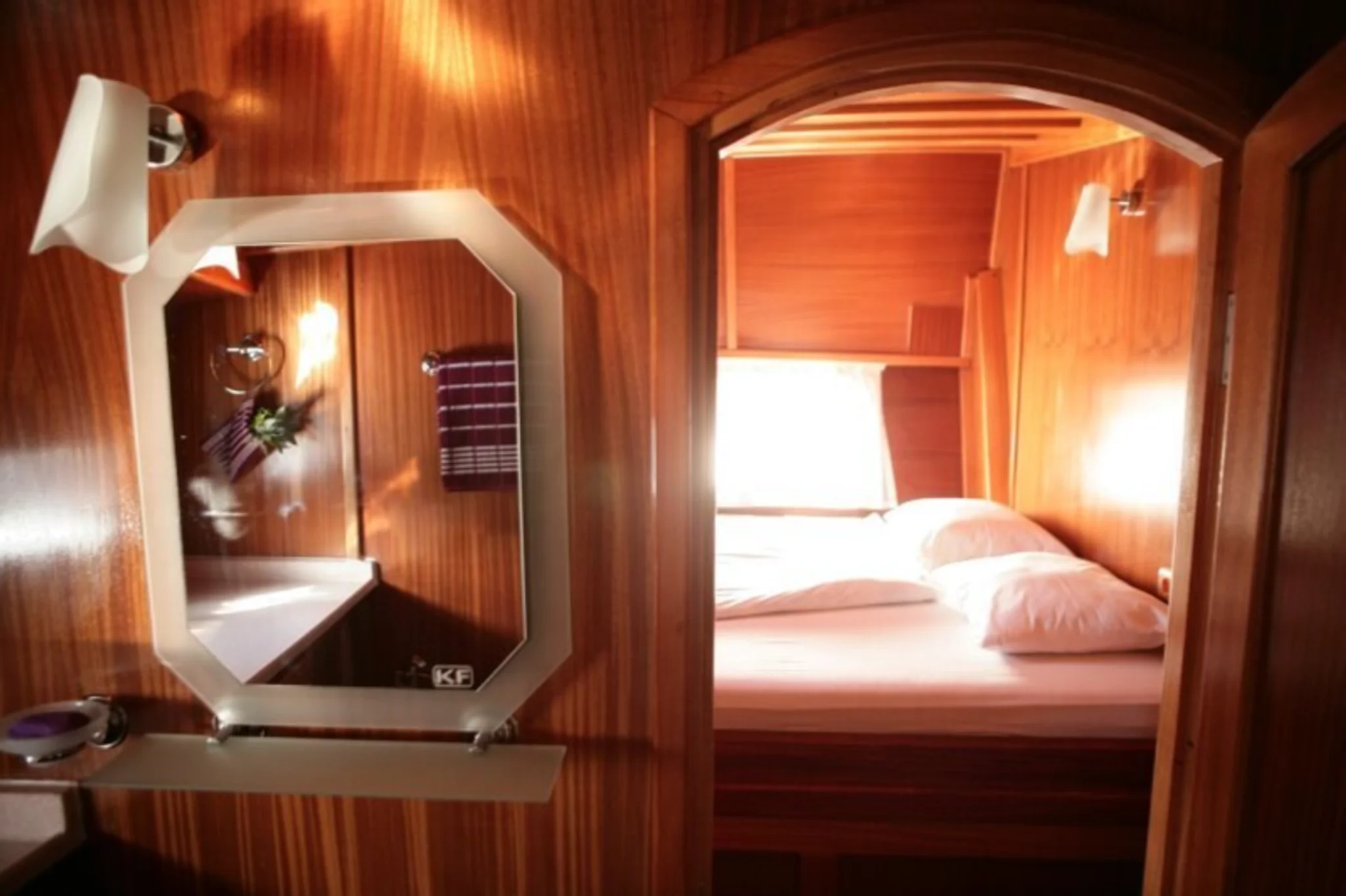 Krila 7 cabine 2
