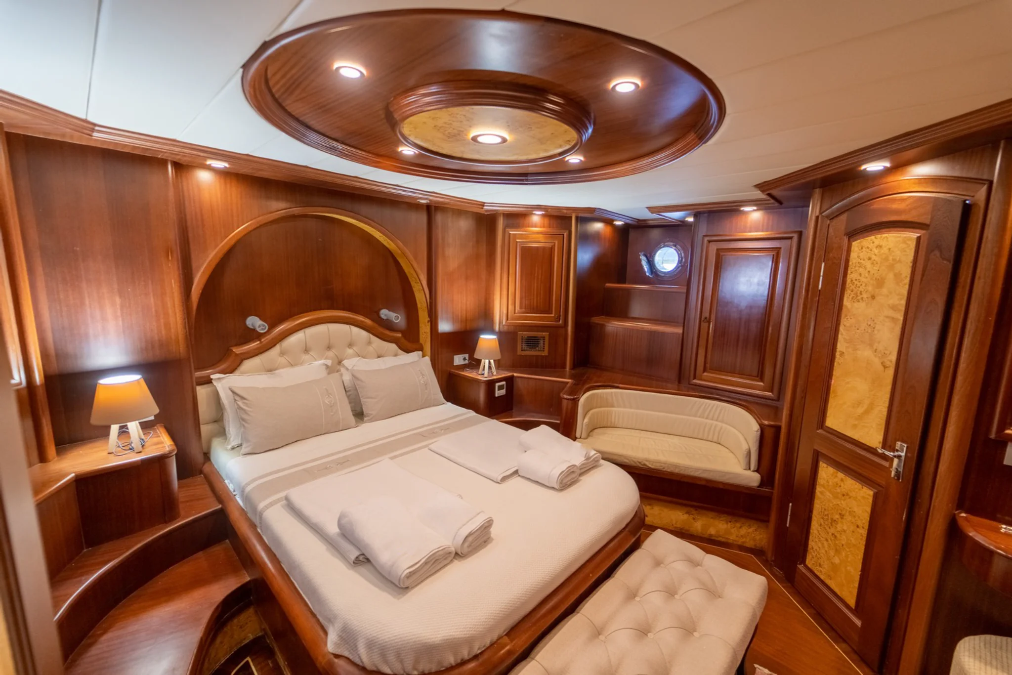Kaptan Mehmet Bugra cabin 3