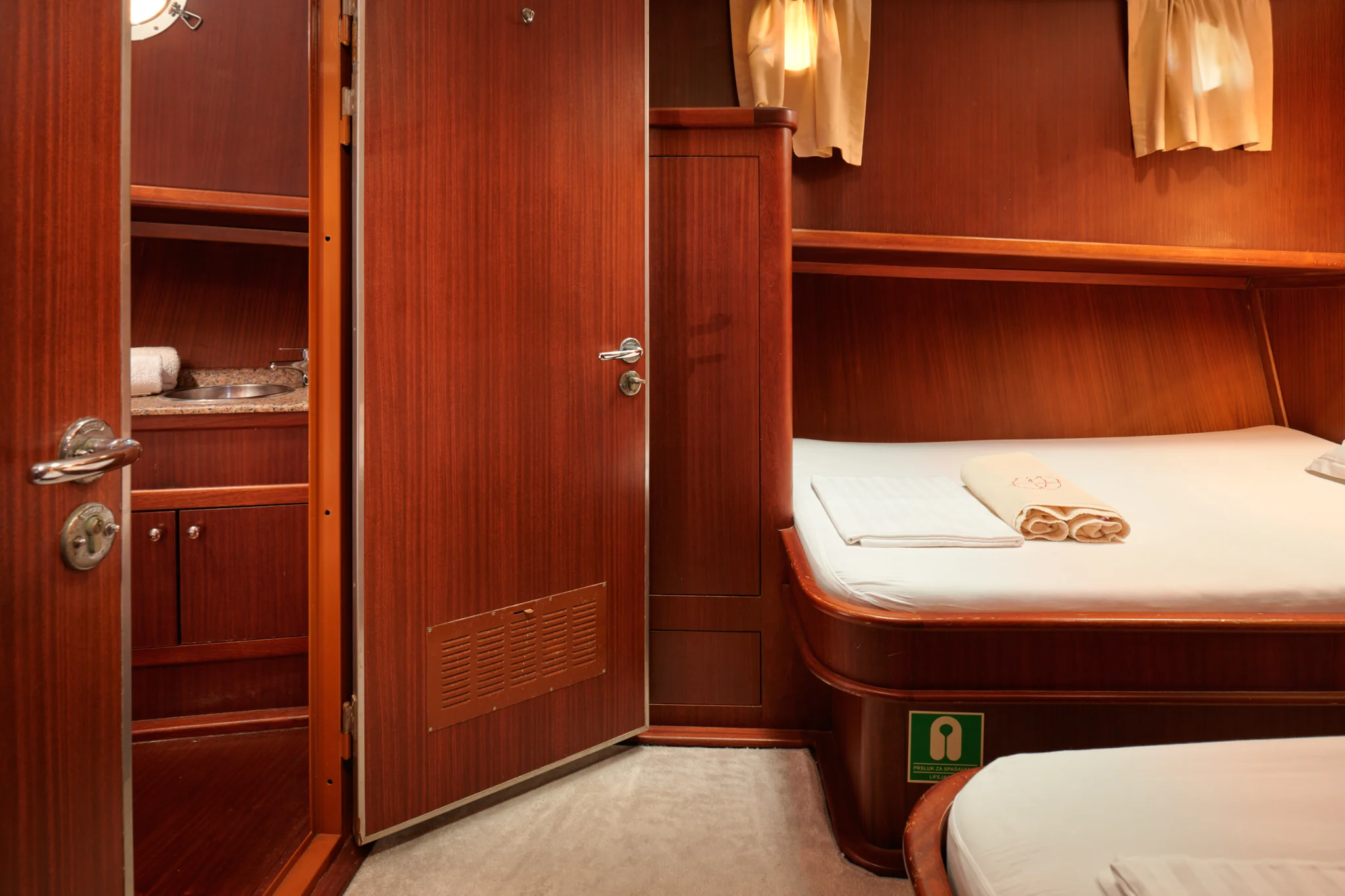 Queen of Adriatic cabin 2