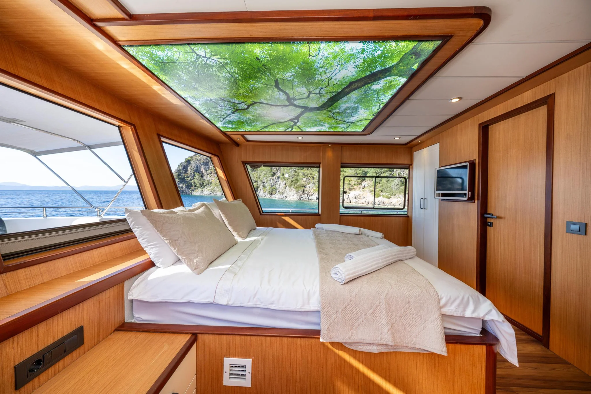 LILA TRAWLER Kabine 3