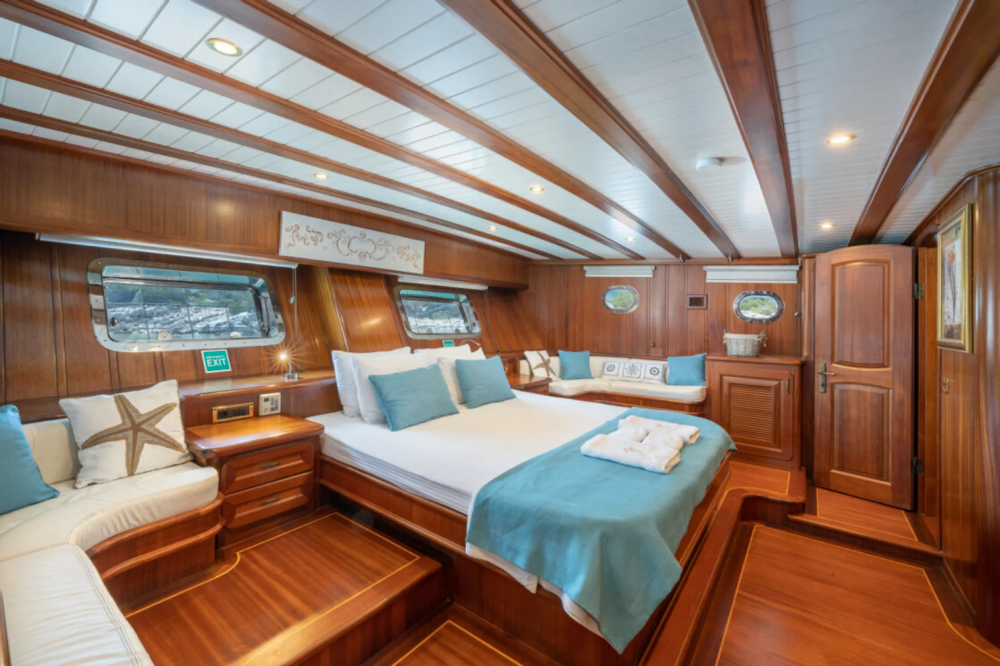 Lorient cabin 2