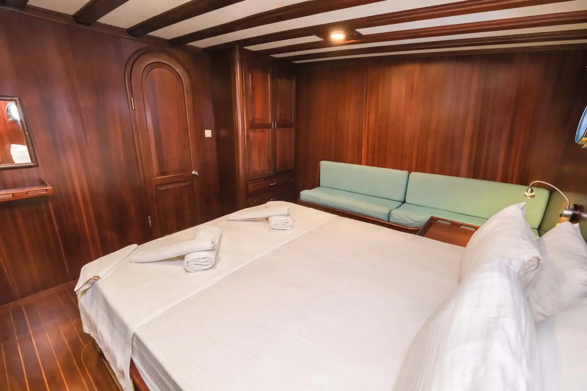 Cabine 2 de BABA VELI 7