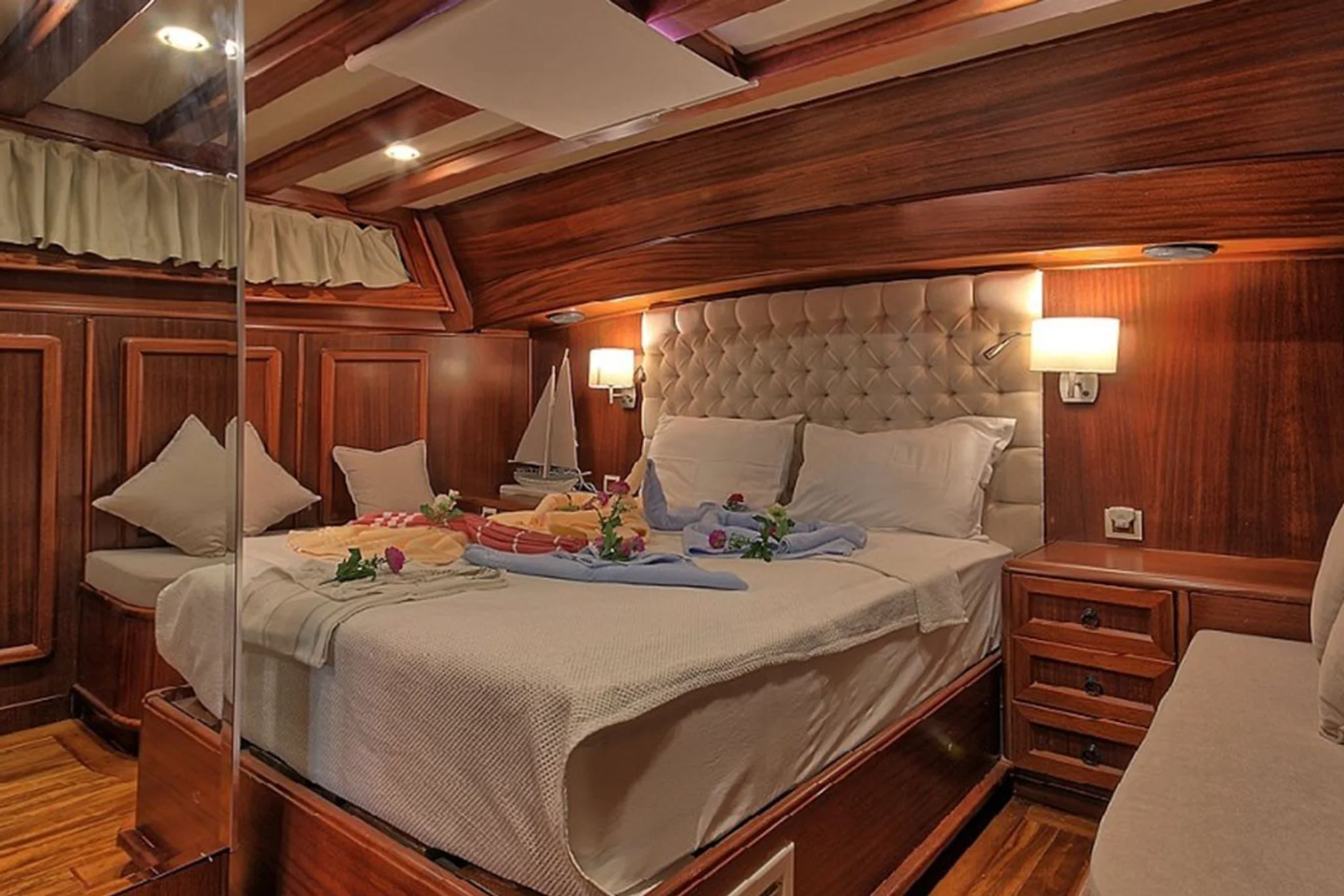 Romance cabin 3