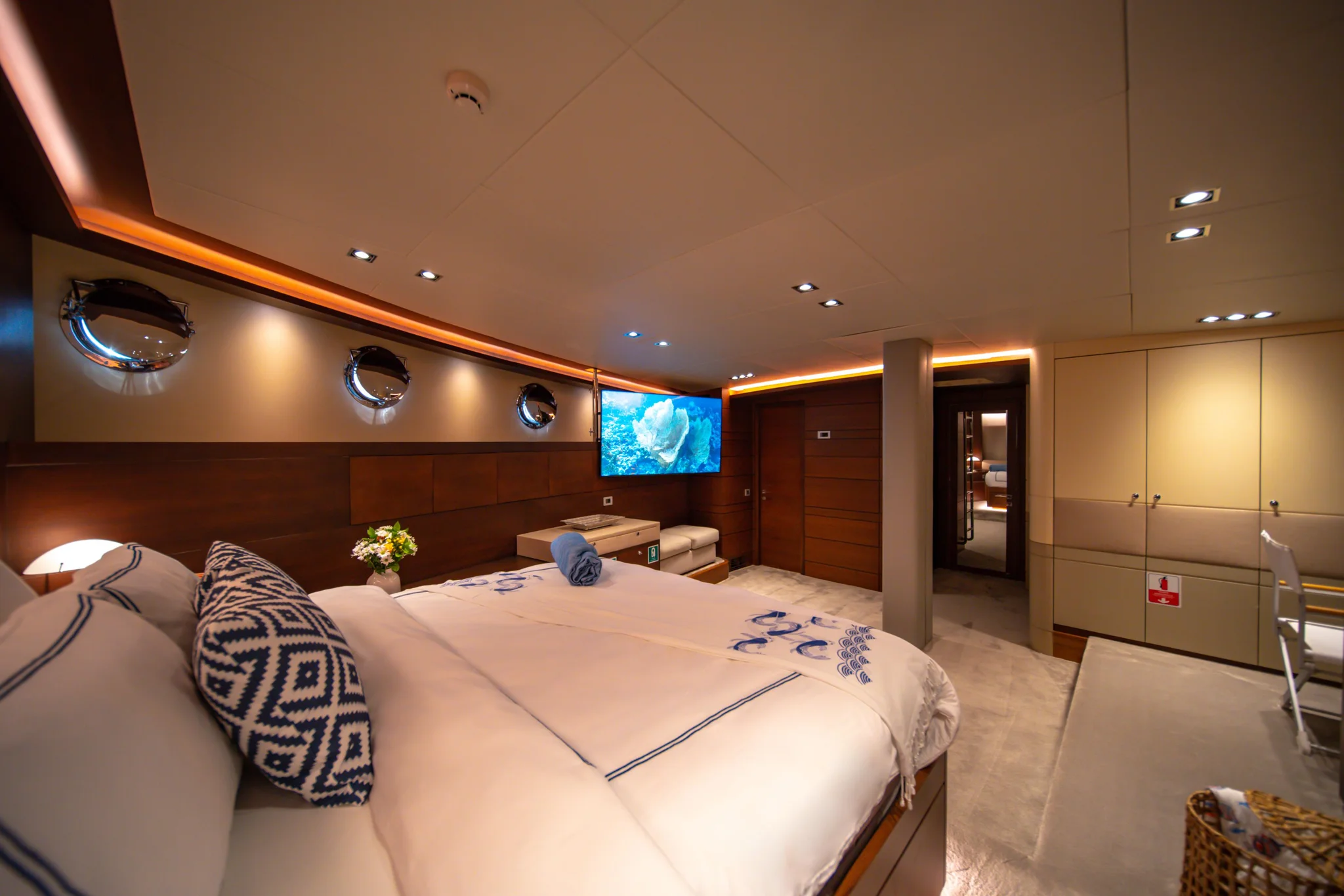 Double Eagle cabin 3