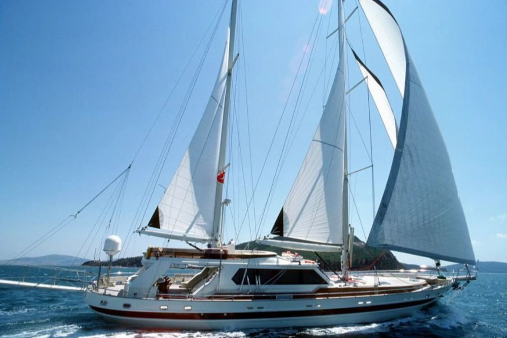 SEA BEAUTY yacht