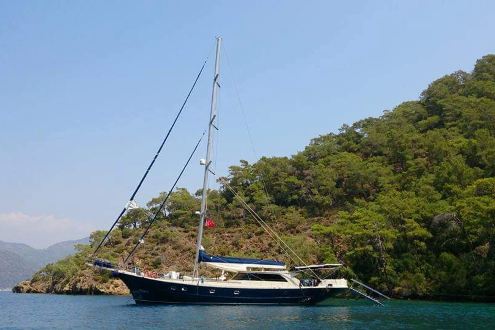 ALMERIA yacht