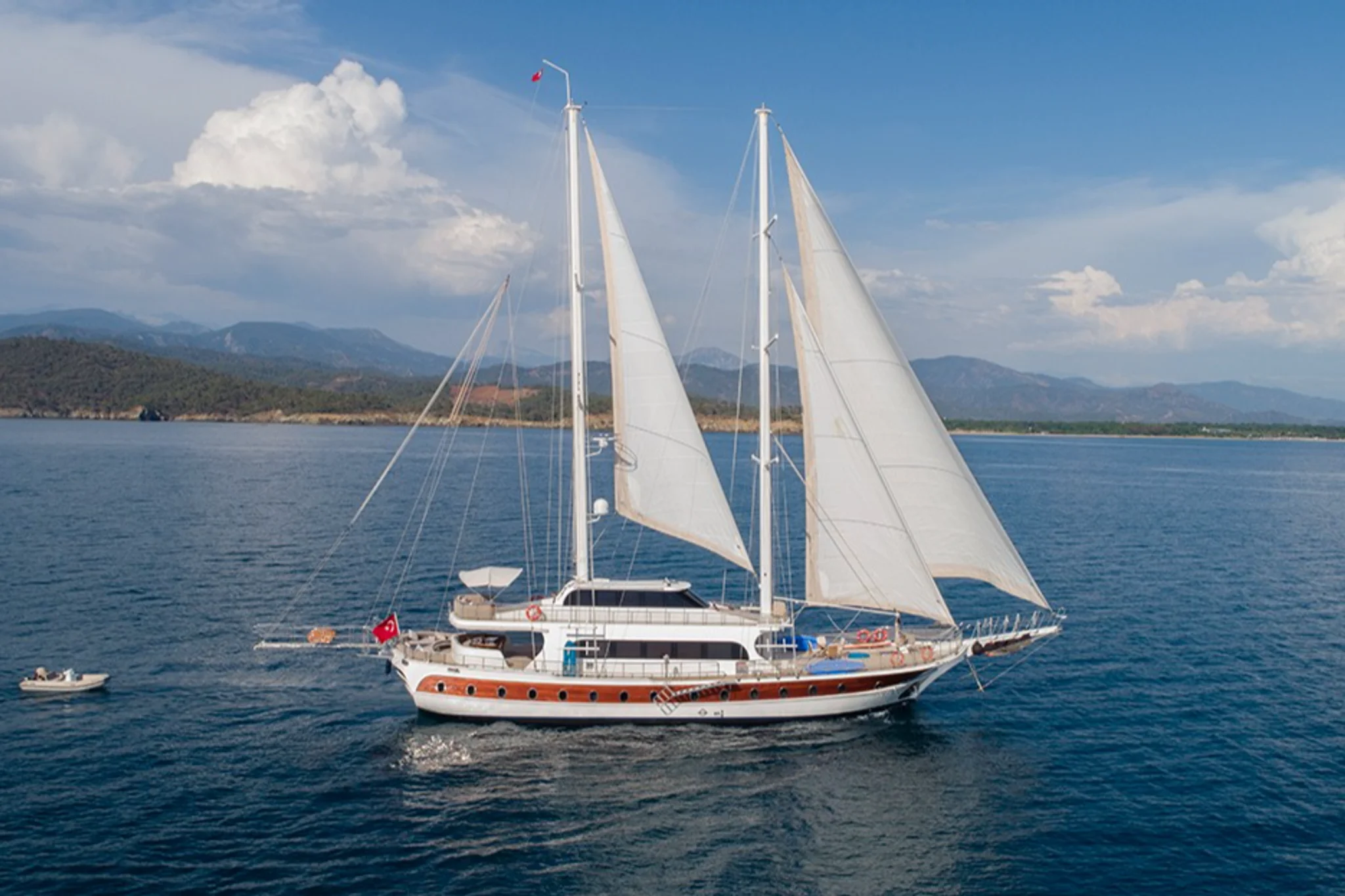 Kayhan 4 yacht