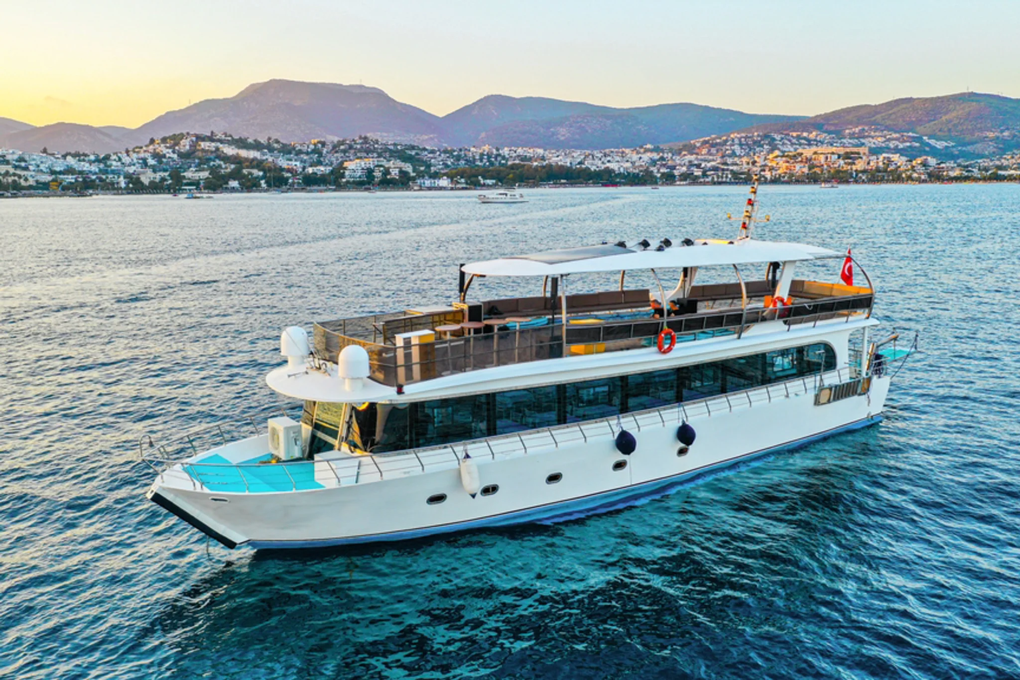 TALIA yacht