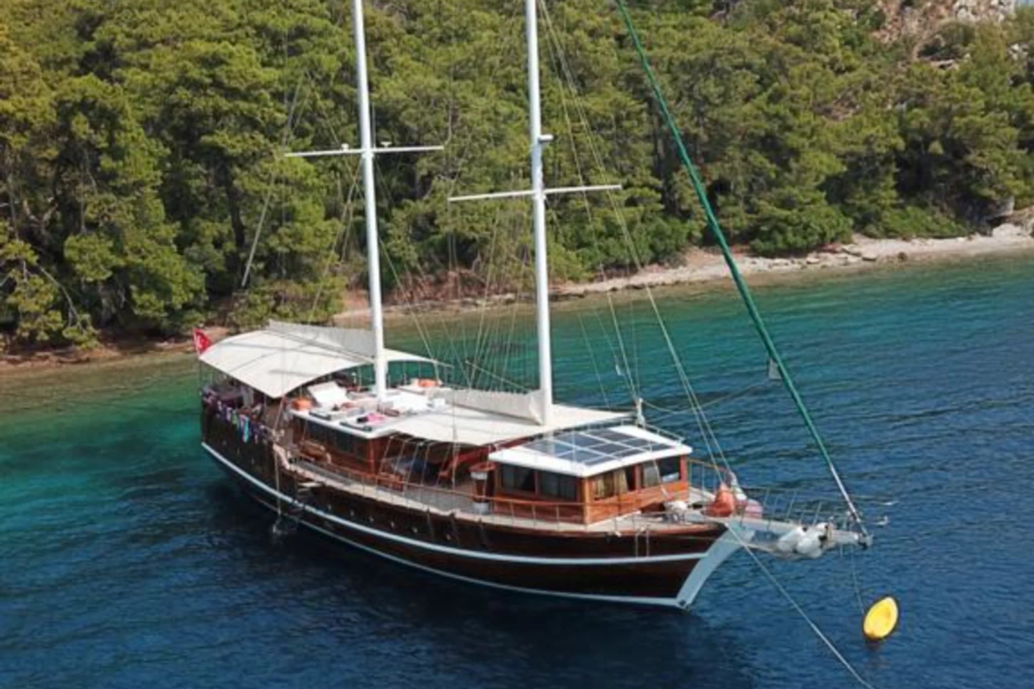 Yacht Efsane Karayigit