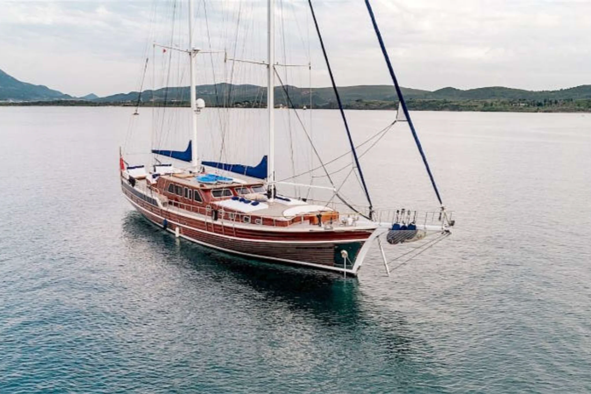 THE IRON LADY yacht