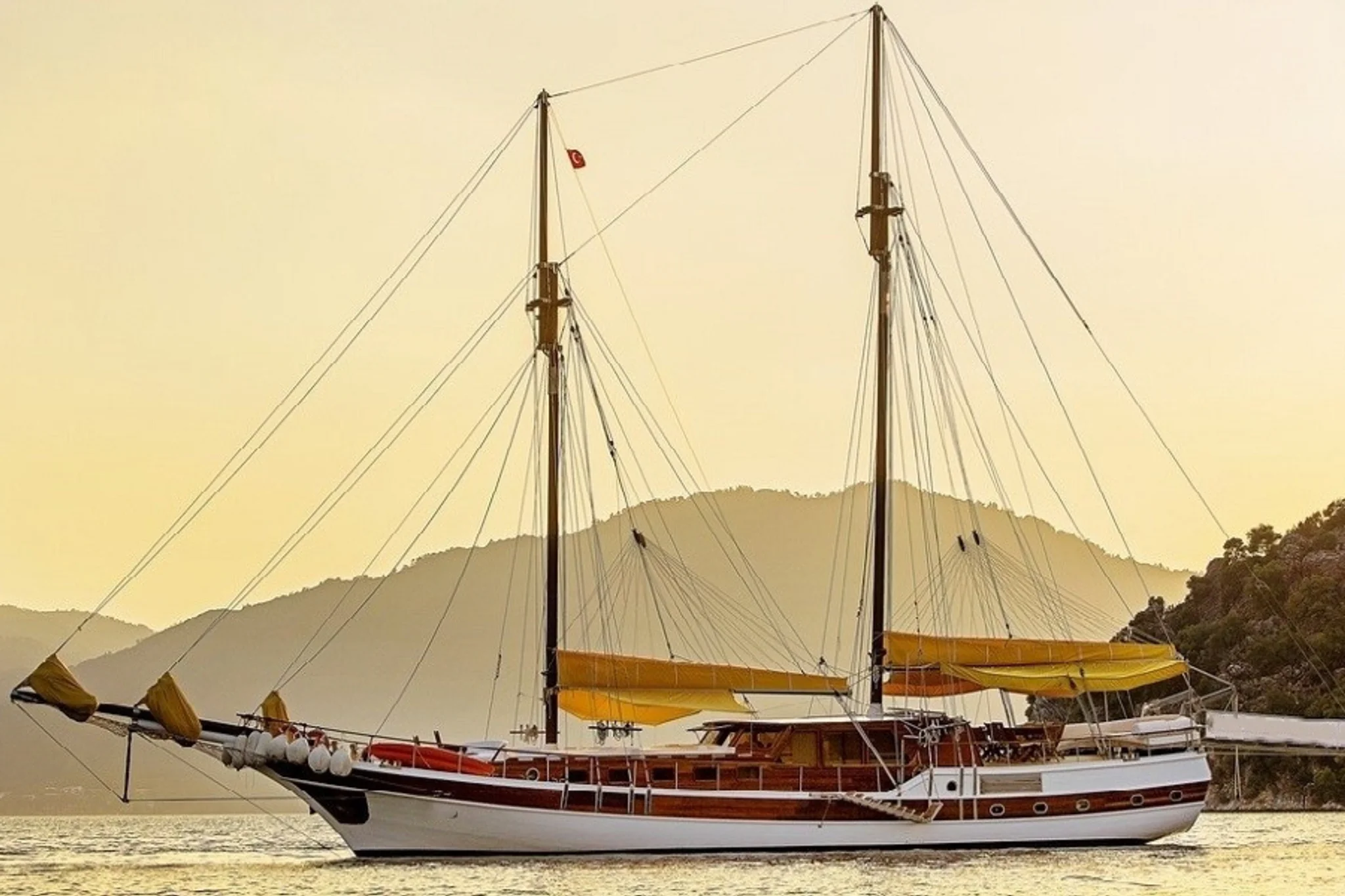 Ayla Sultan yacht