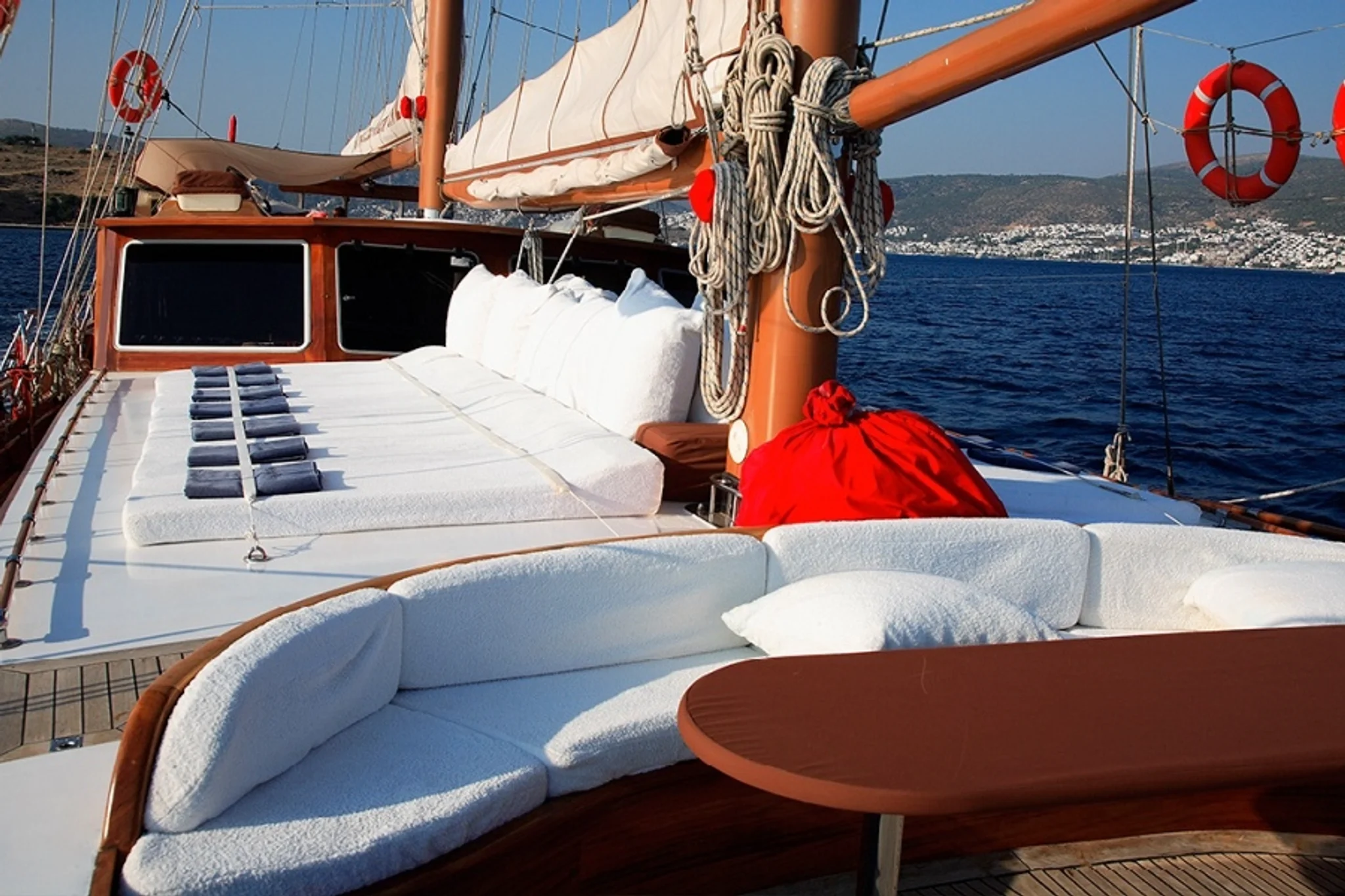 PRINCESS NAZAN DENIZ — foto 3