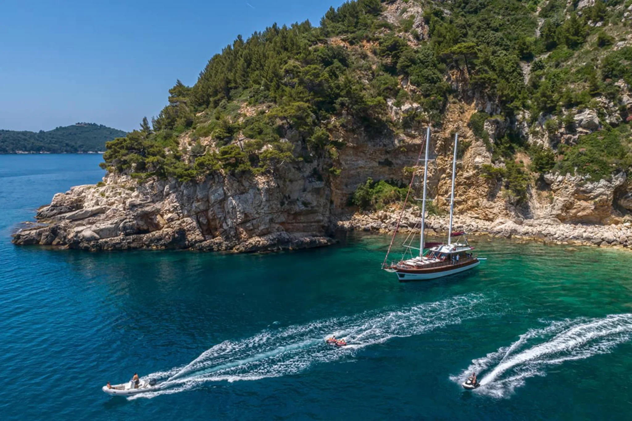 Adriatic Holiday — divertissements