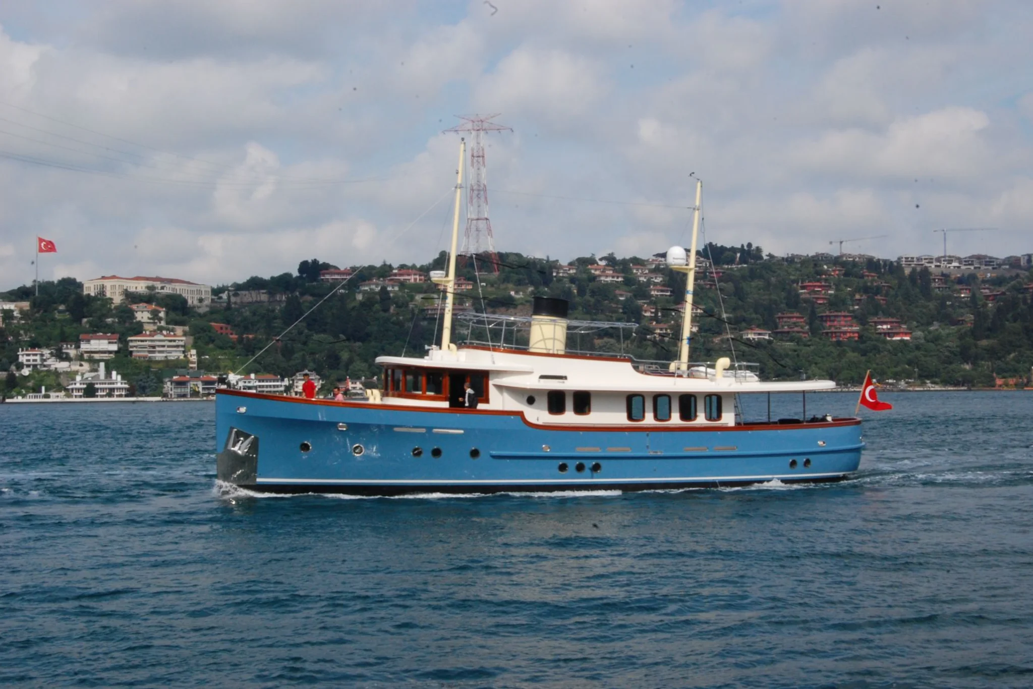 LARIMAR yacht