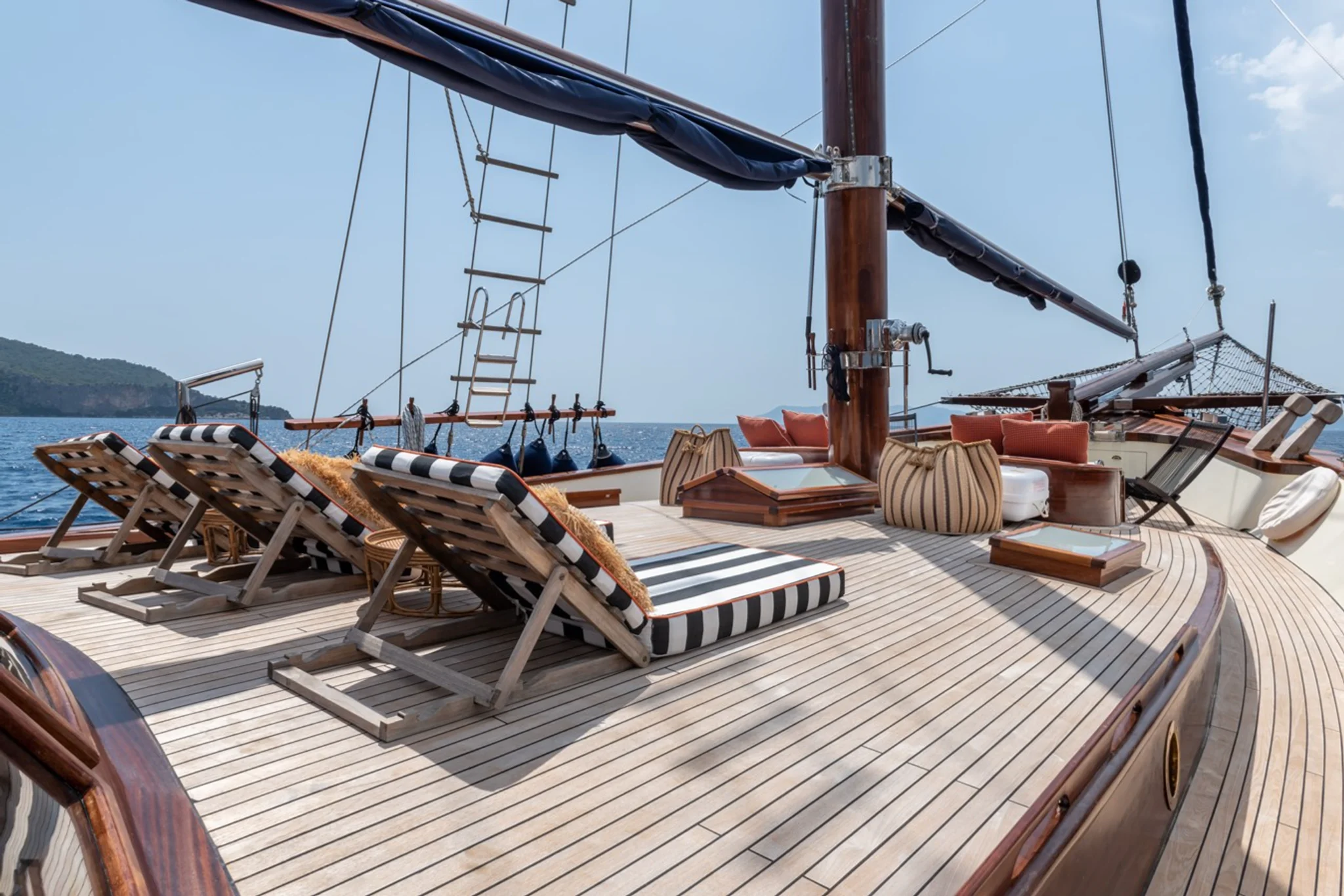 CAPTAIN COOK — photo 5