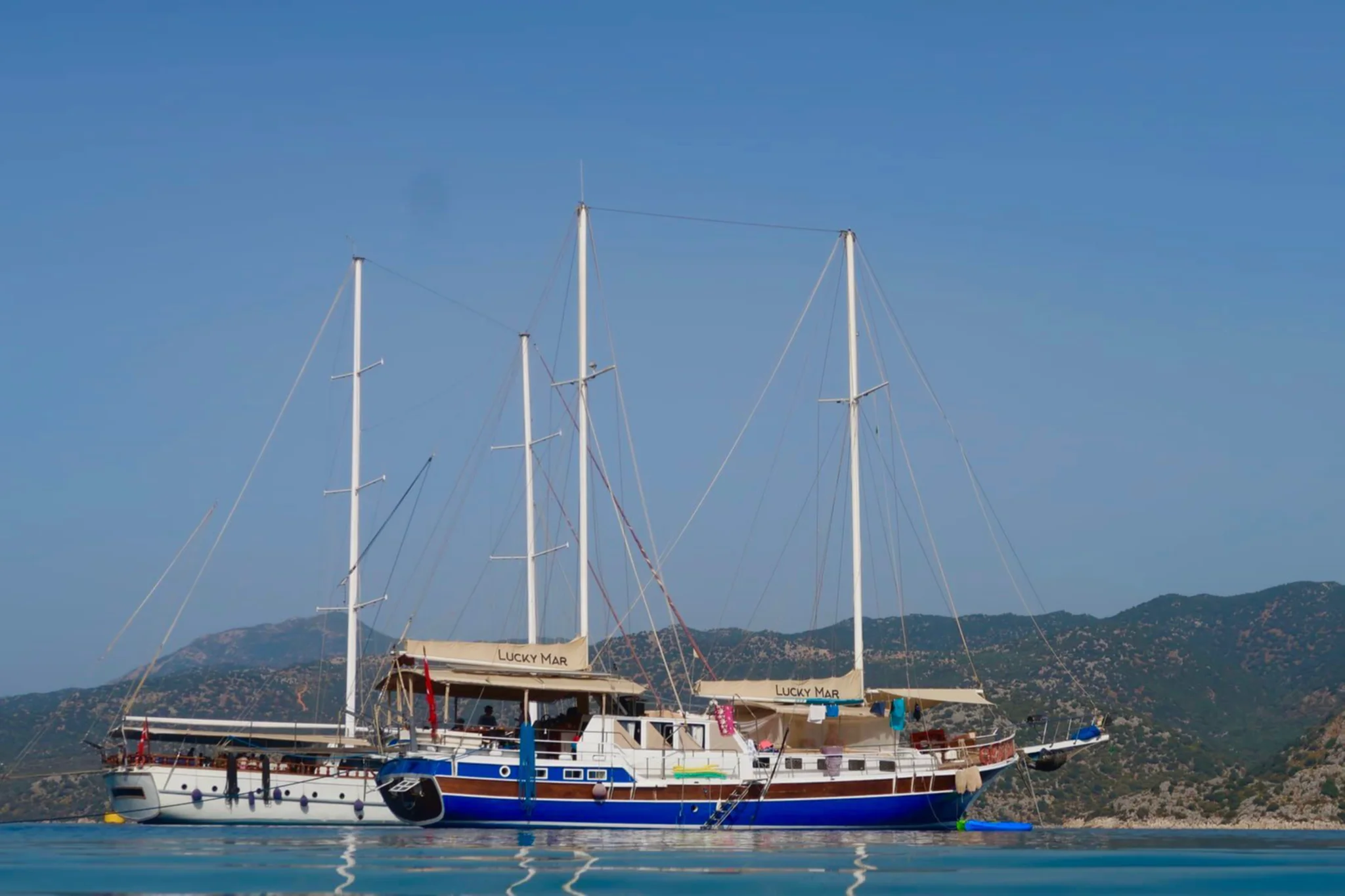 Yacht Lucky Mar