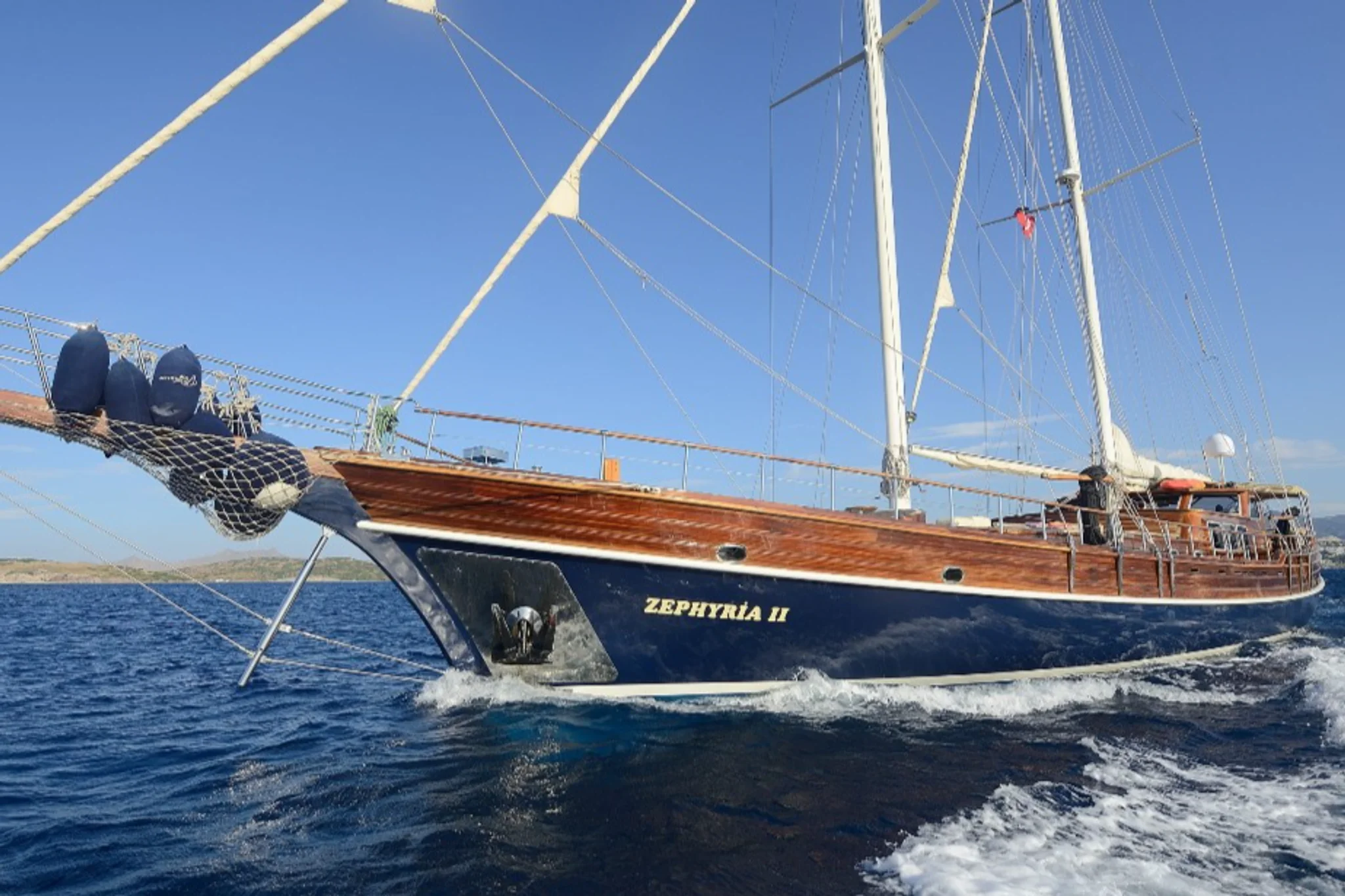 Zephyria 2 yacht