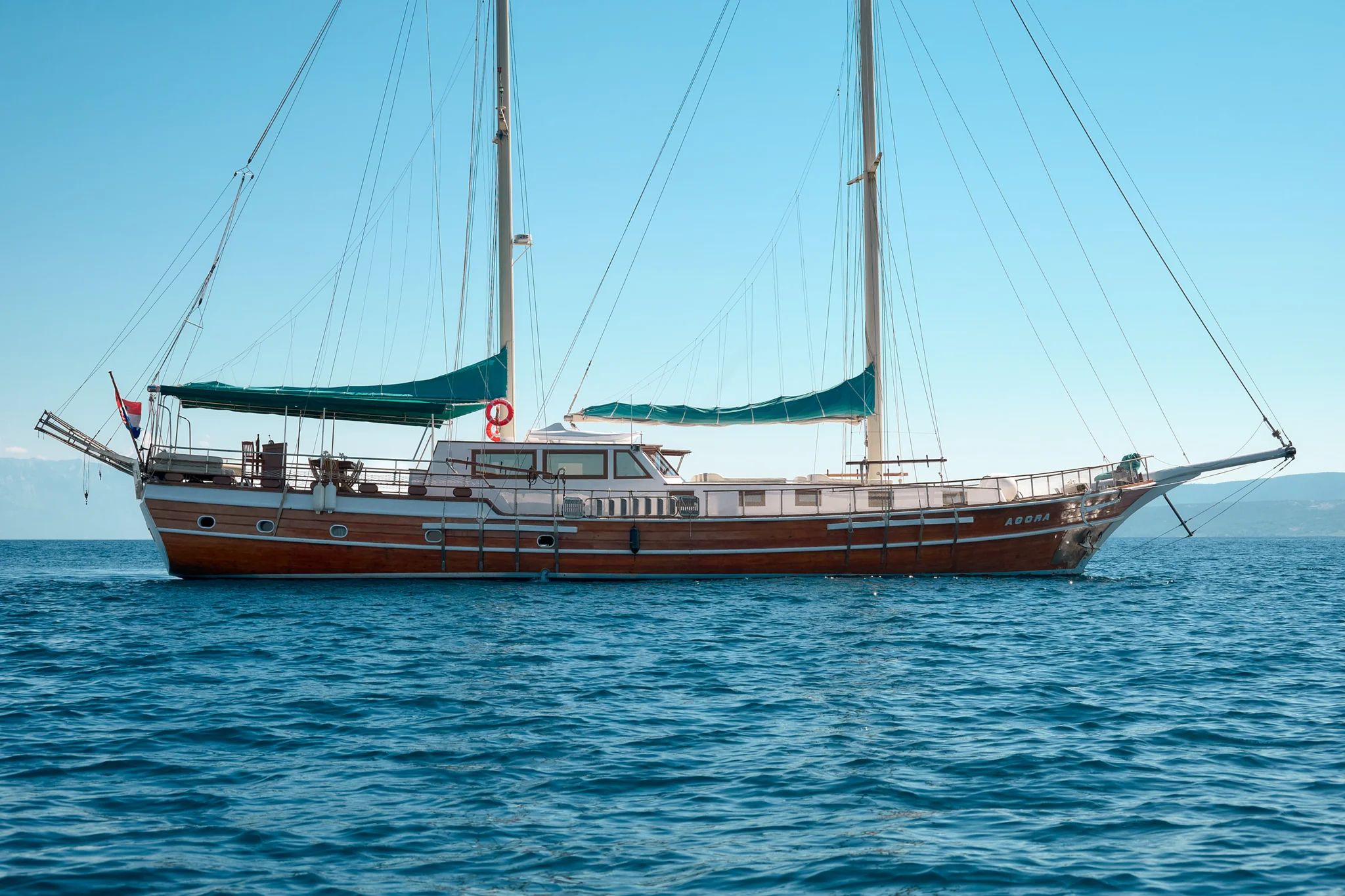 Agora