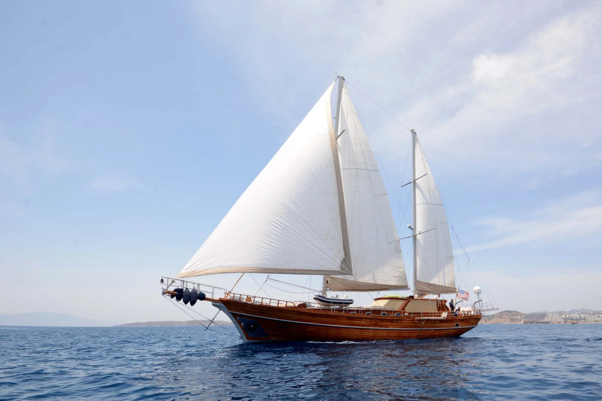 Artemis & Simay yacht