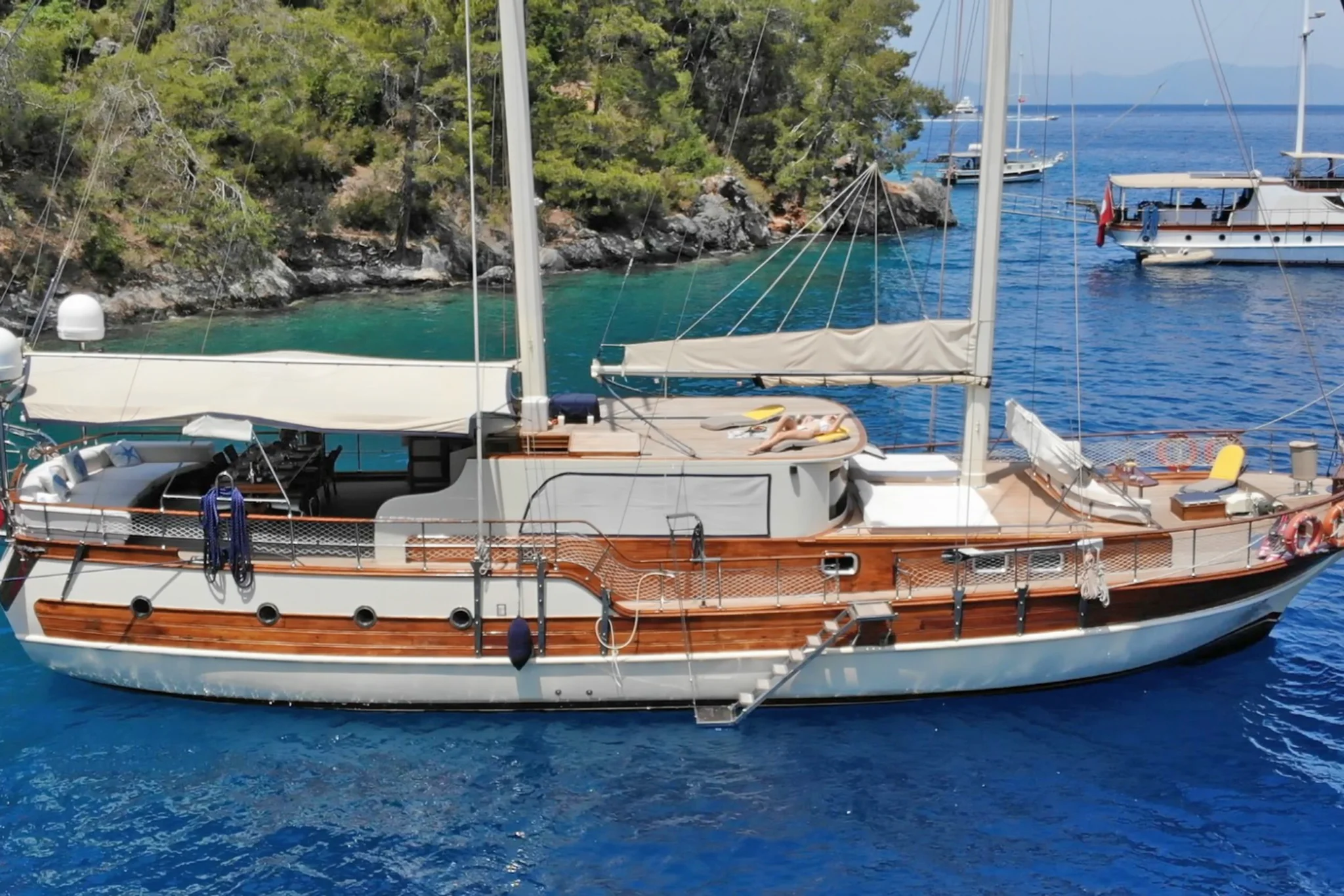 Cemre Mila — photo 2